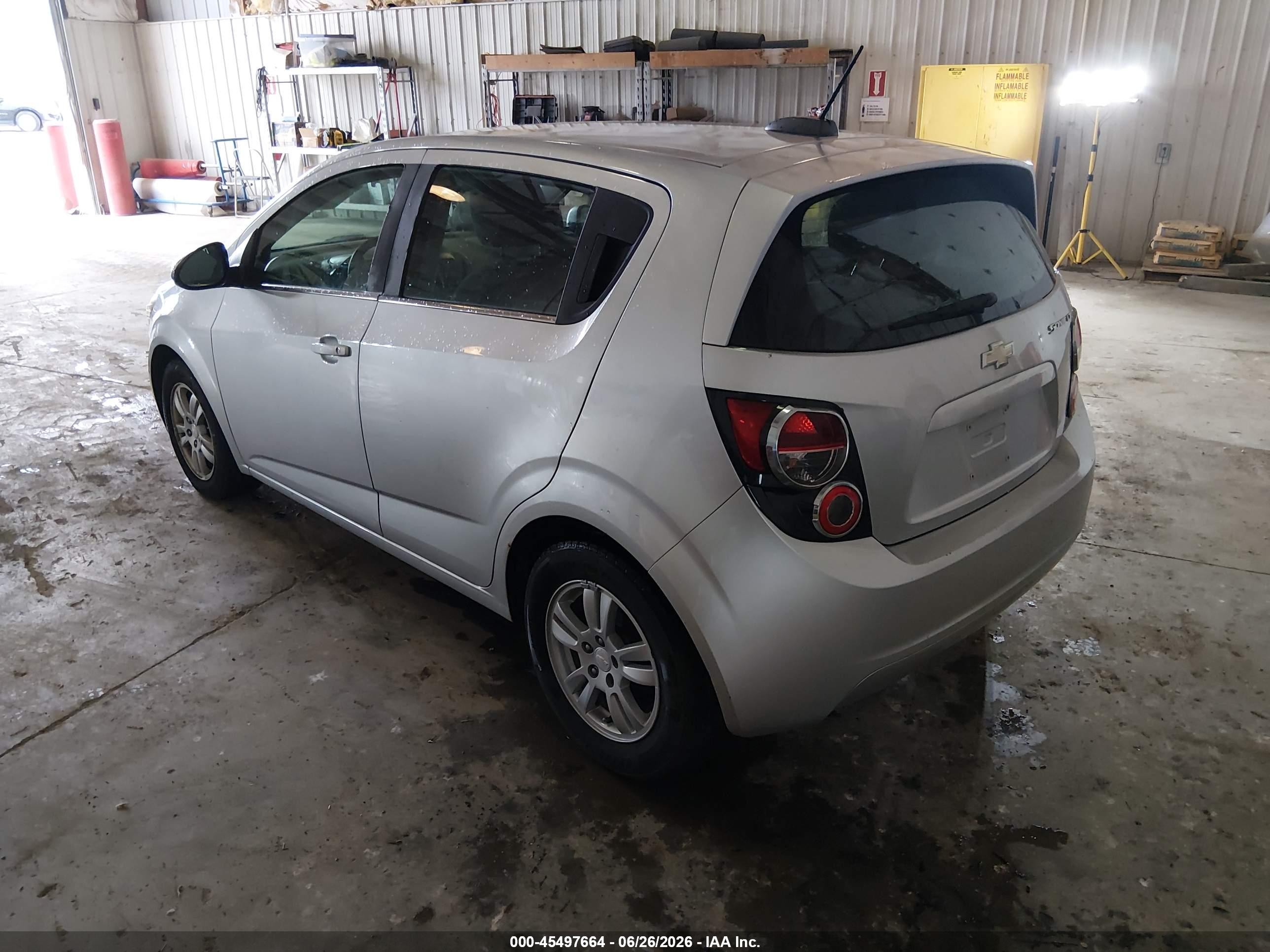 2015 Chevrolet Sonic Lt Auto Silver vin: 1G1JC6SH7F4111558