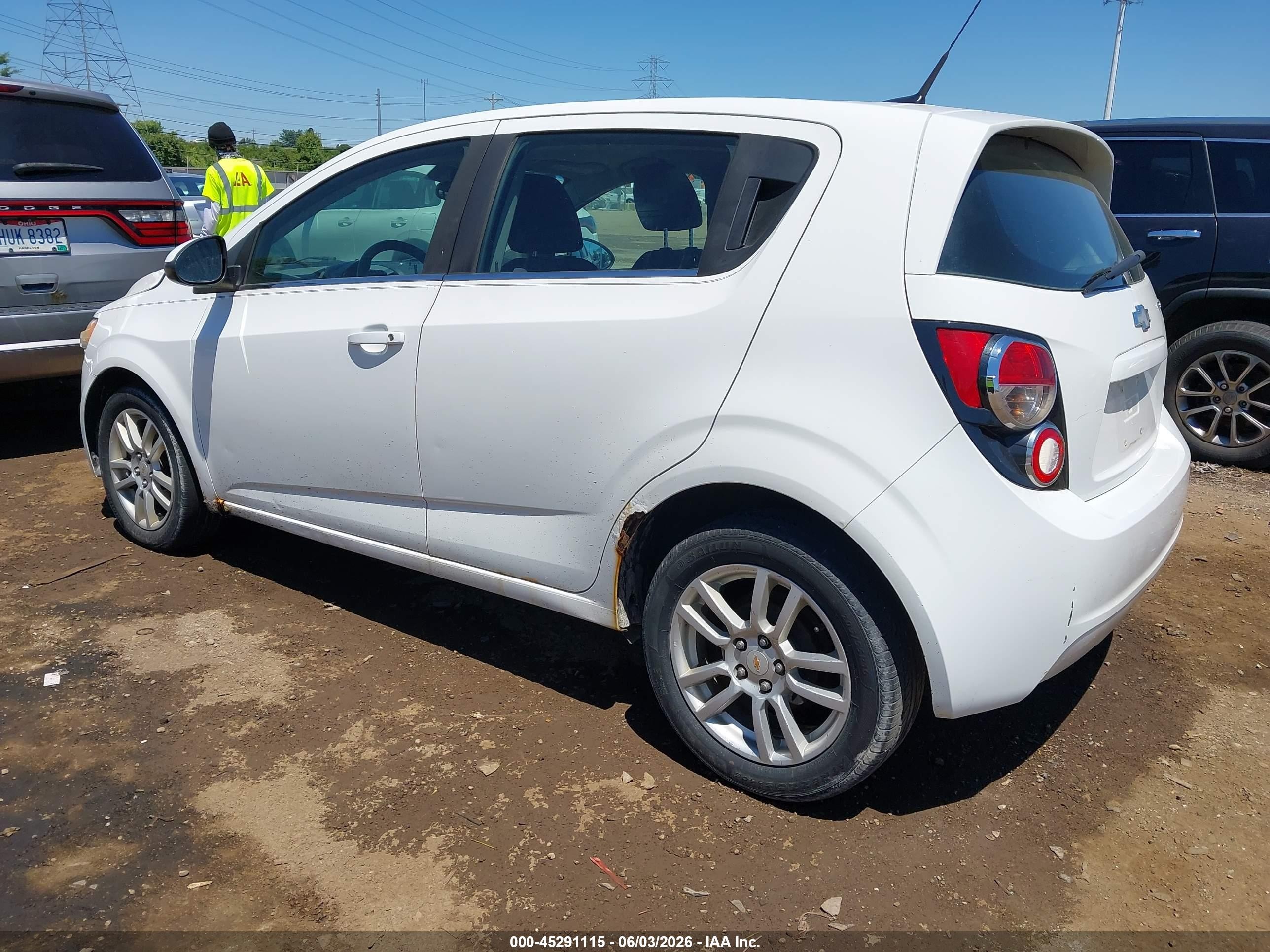 2012 Chevrolet Sonic 2lt White vin: 1G1JC6SH8C4137596