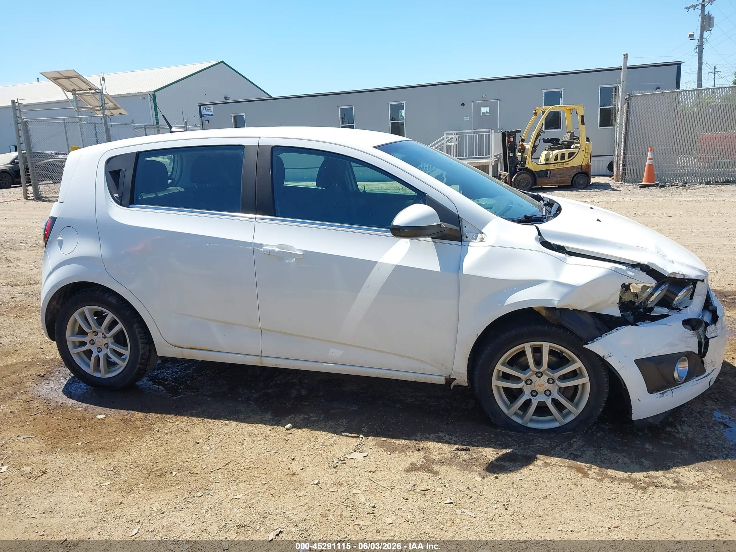 2012 Chevrolet Sonic 2lt White vin: 1G1JC6SH8C4137596