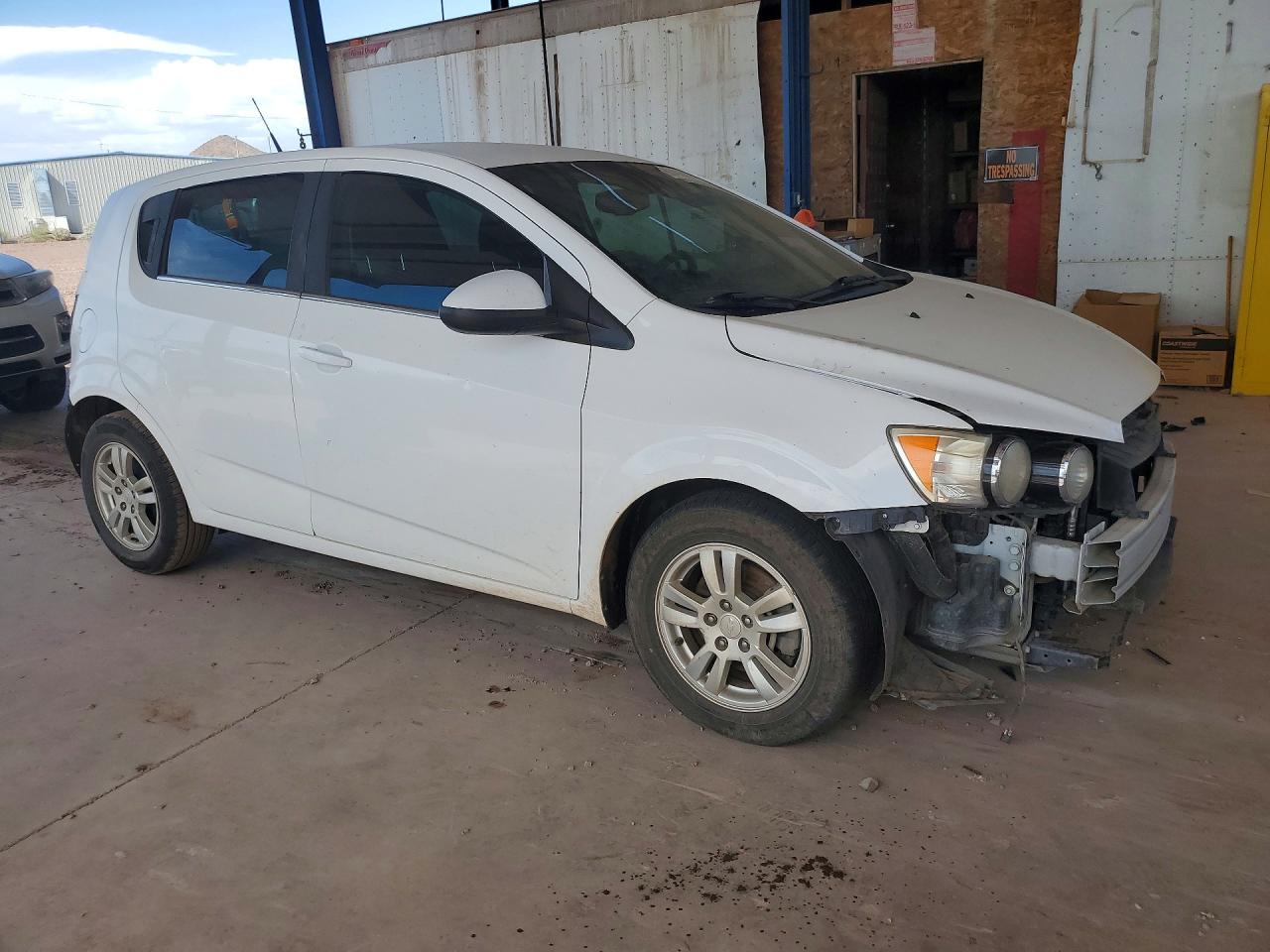 2013 Chevrolet Sonic Lt White vin: 1G1JC6SH8D4170471