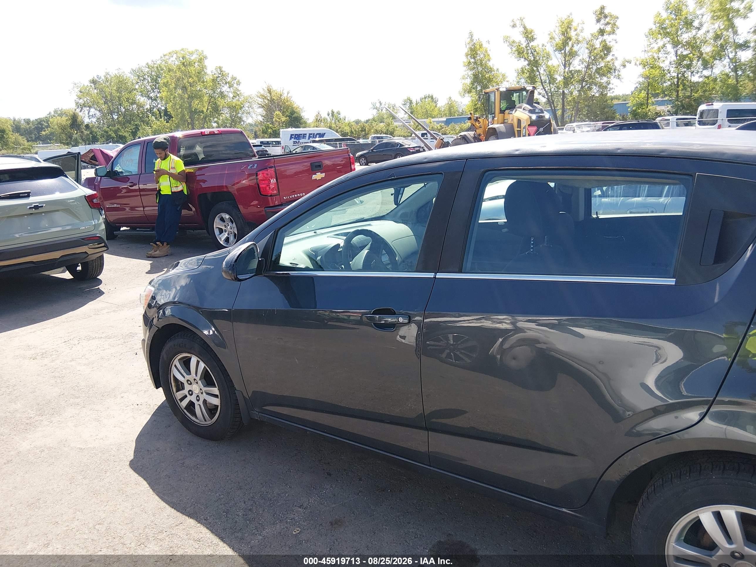 2015 Chevrolet Sonic Lt Auto Gray vin: 1G1JC6SH8F4164883