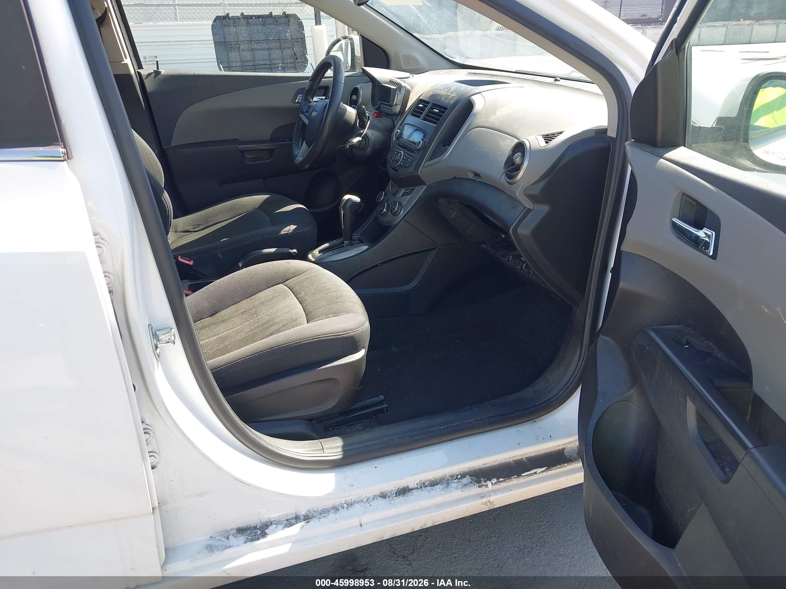 2015 Chevrolet Sonic Lt Auto White vin: 1G1JC6SH9F4197293
