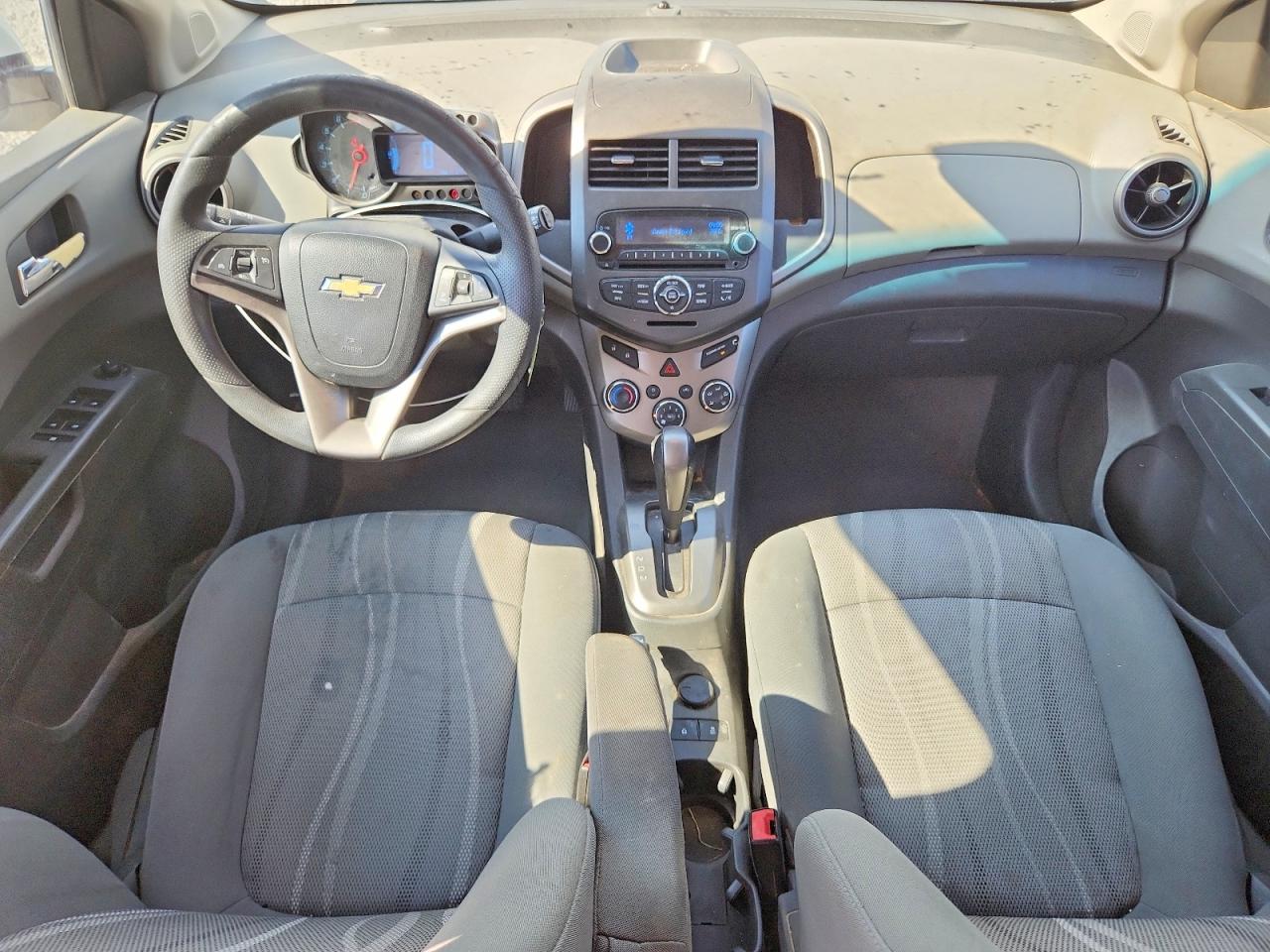2012 Chevrolet Sonic Lt White vin: 1G1JC6SHXC4225050