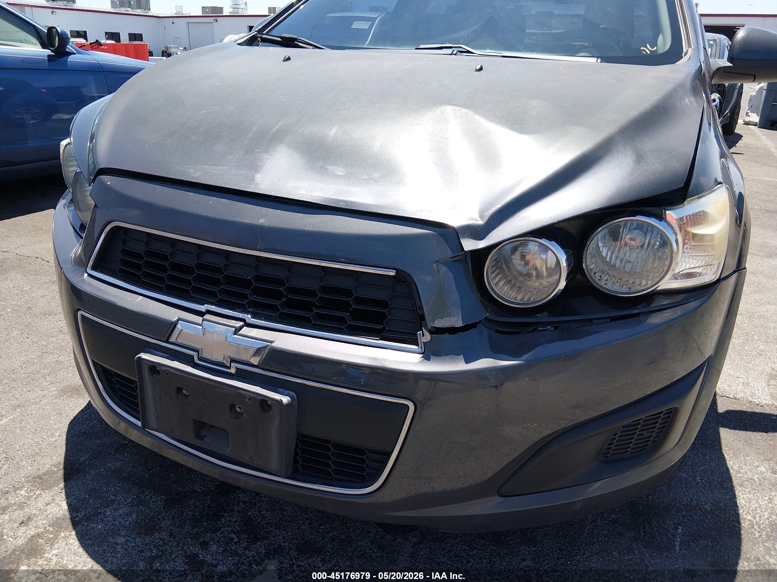 2013 Chevrolet Sonic Lt Auto Серый vin: 1G1JC6SHXD4102432