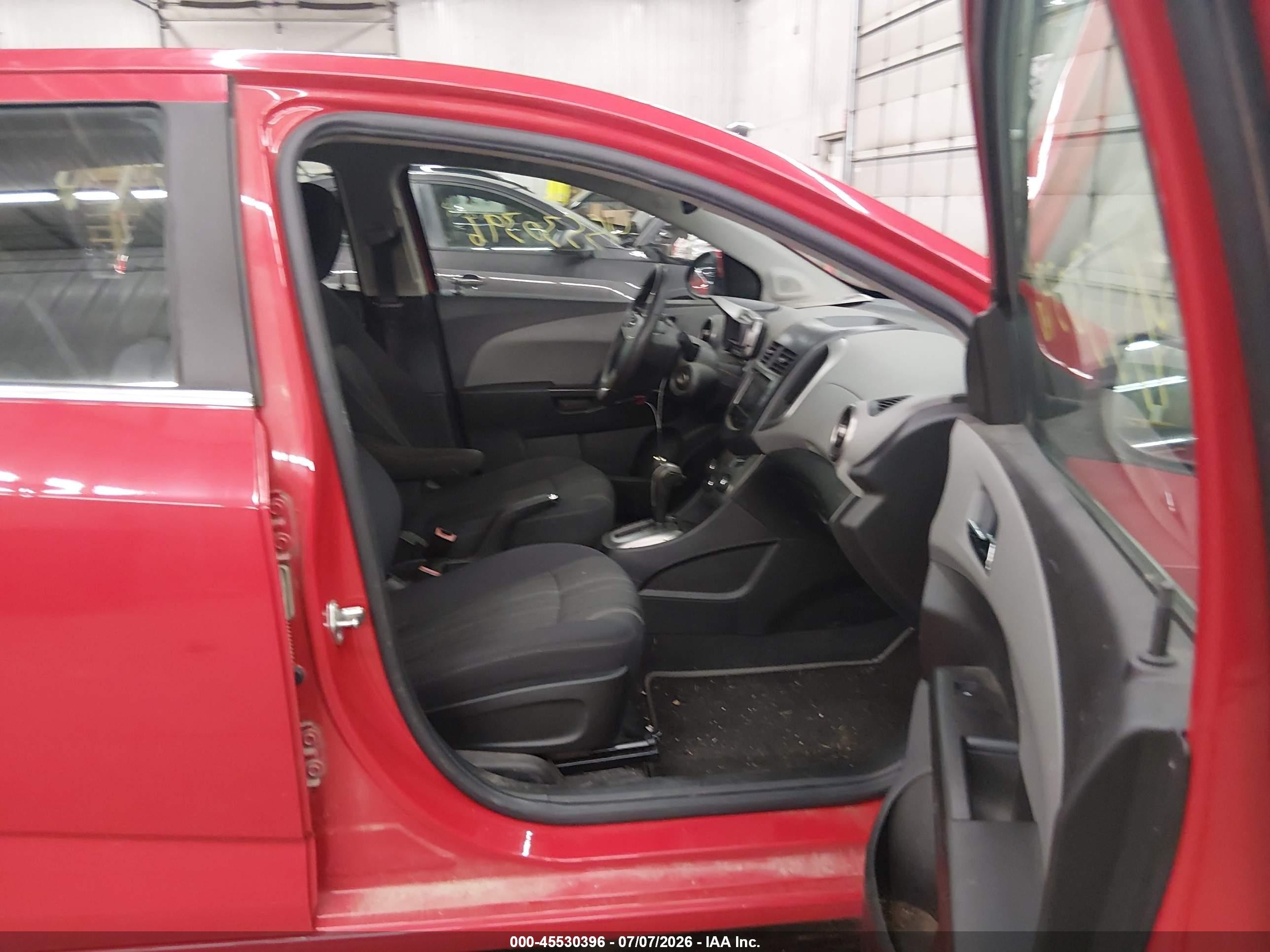 2013 Chevrolet Sonic Lt Auto Red vin: 1G1JC6SHXD4235210
