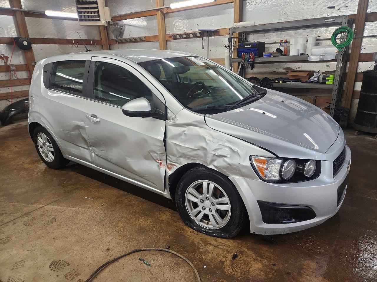 2014 Chevrolet Sonic Lt Silver vin: 1G1JC6SHXE4133133