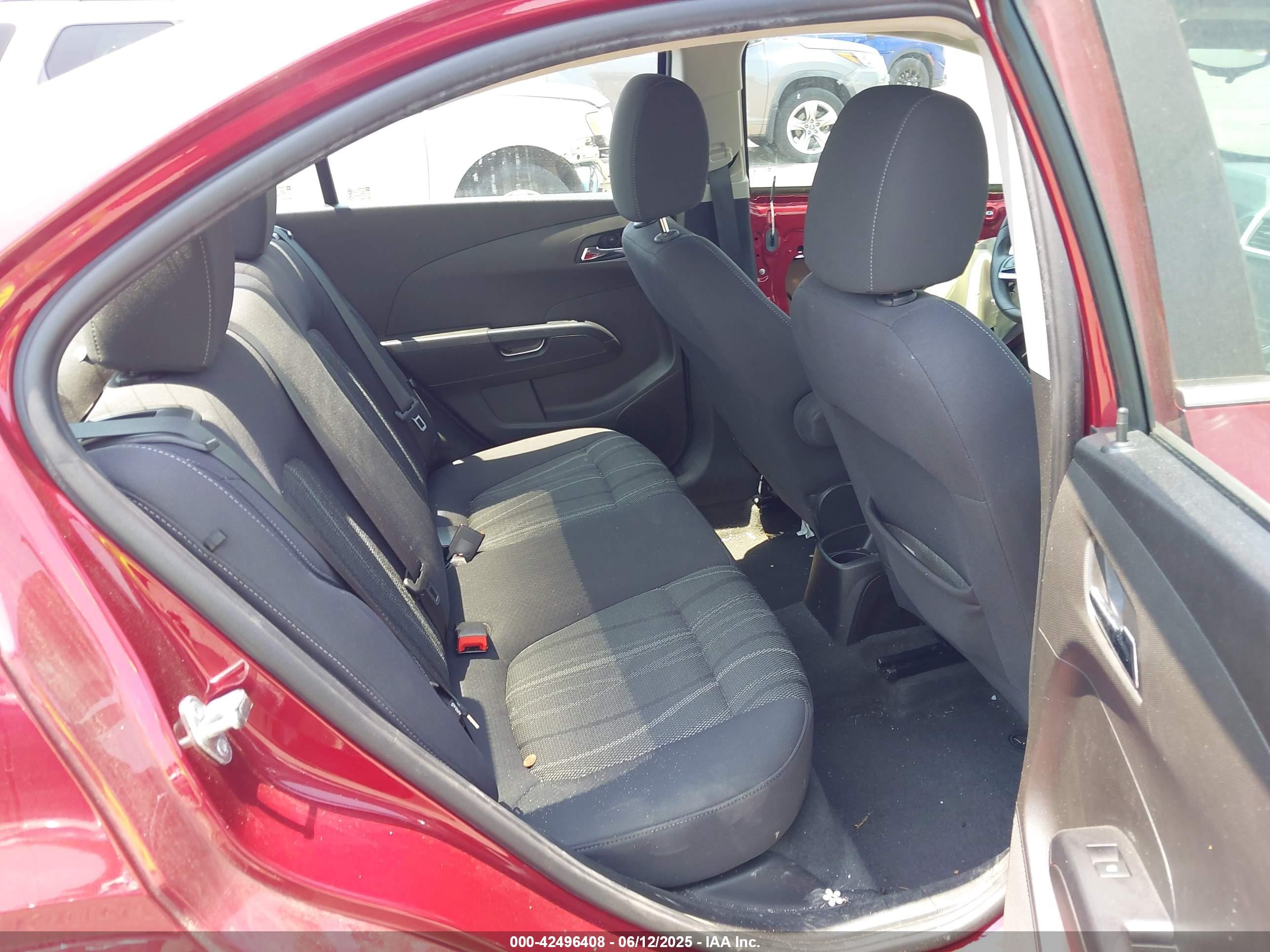 2020 Chevrolet Sonic Fwd  Lt Red vin: 1G1JD5SB0L4142455