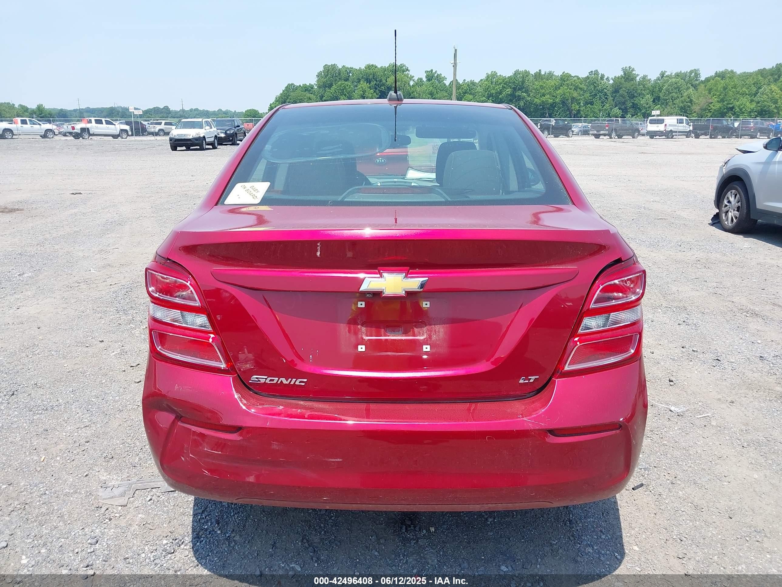 2020 Chevrolet Sonic Fwd  Lt Red vin: 1G1JD5SB0L4142455
