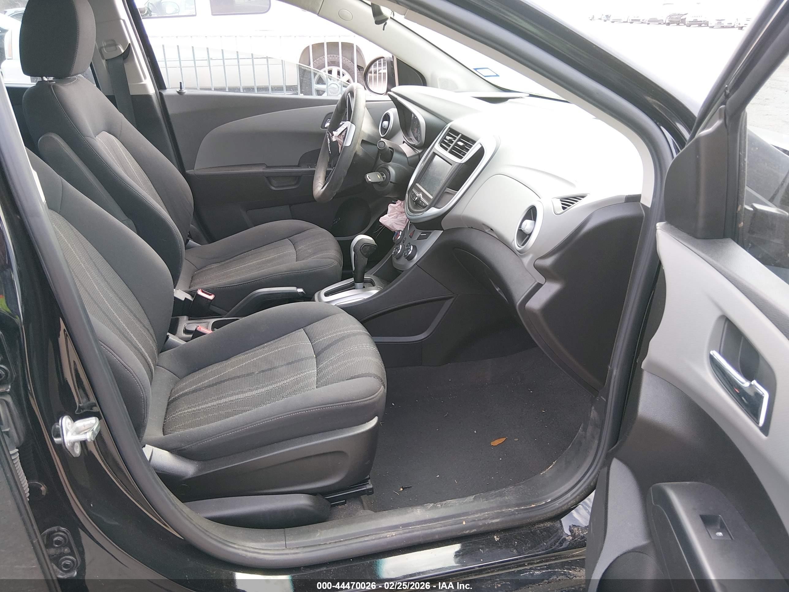 2017 Chevrolet Sonic Lt Auto Black vin: 1G1JD5SH5H4171977