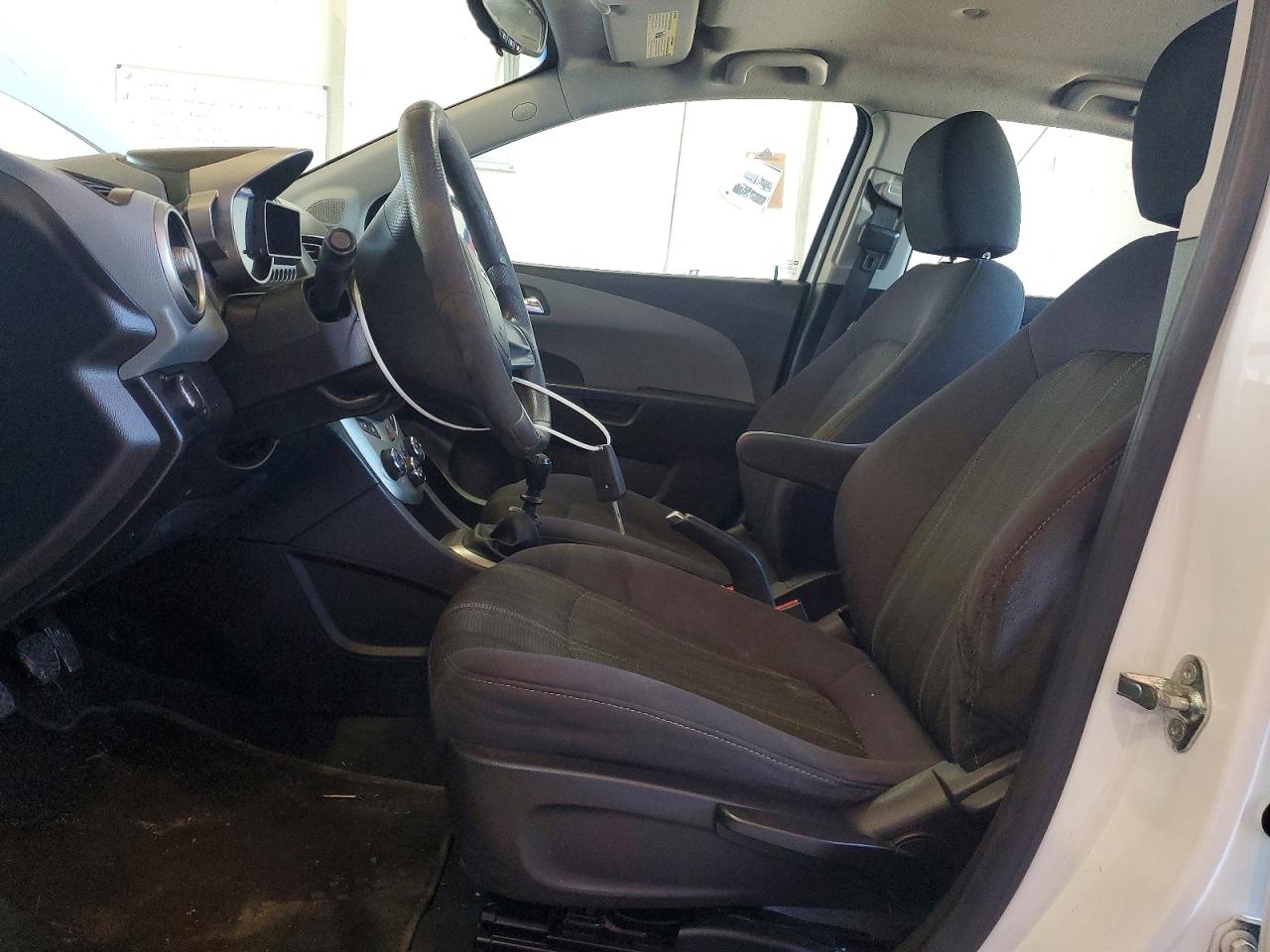2012 Chevrolet Sonic Lt White vin: 1G1JD5SHXC4180294