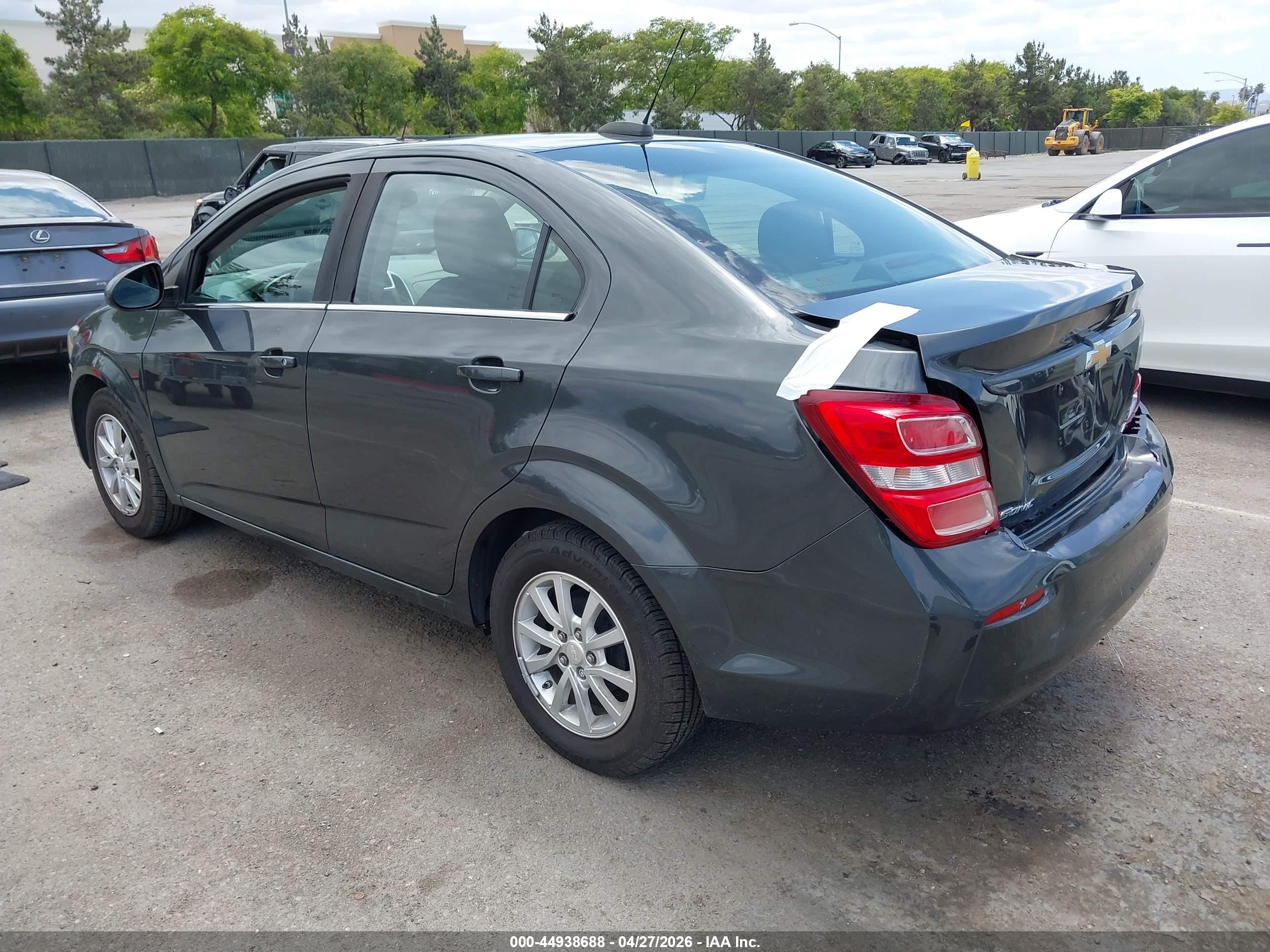 2017 Chevrolet Sonic Lt Auto Gray vin: 1G1JD5SHXH4106235