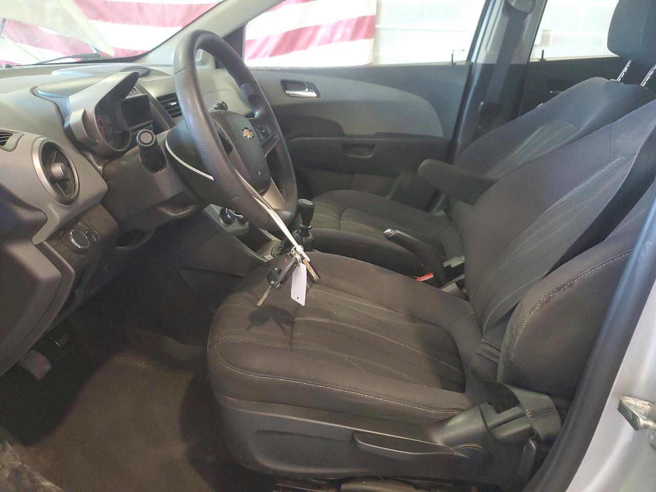 2015 Chevrolet Sonic Lt Silver vin: 1G1JD6SB0F4130994