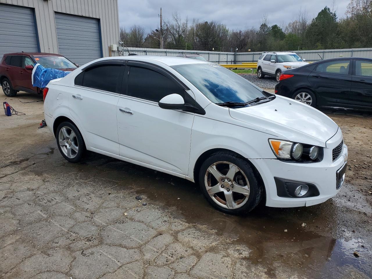 2015 Chevrolet Sonic Ltz White vin: 1G1JE5SB0F4186084