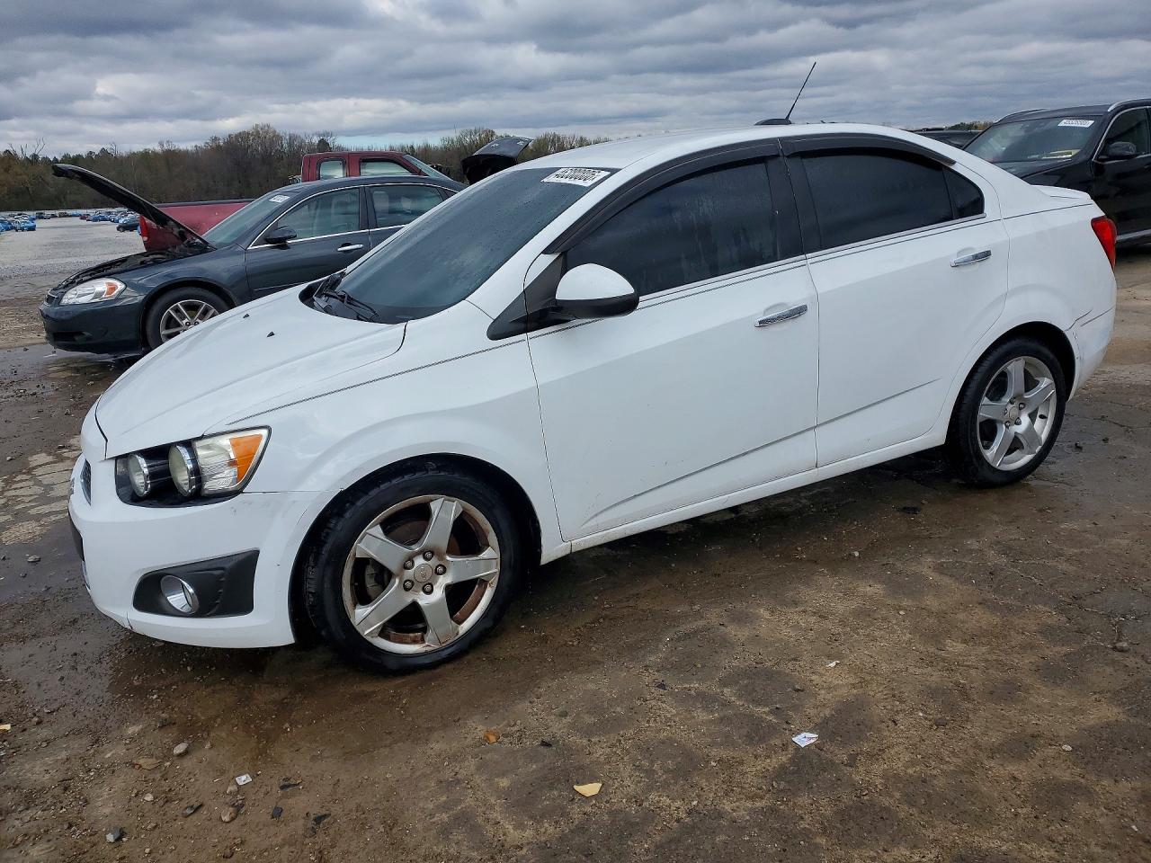 2015 Chevrolet Sonic Ltz White vin: 1G1JE5SB0F4186084