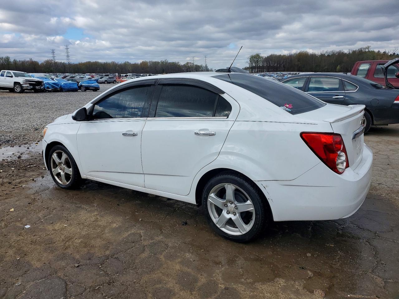 2015 Chevrolet Sonic Ltz White vin: 1G1JE5SB0F4186084