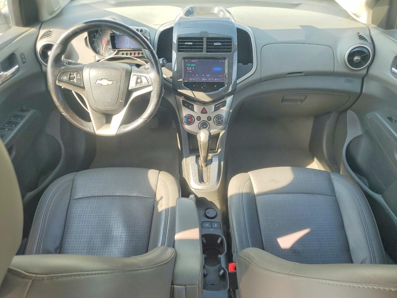 2015 Chevrolet Sonic Ltz White vin: 1G1JE5SB4F4100890