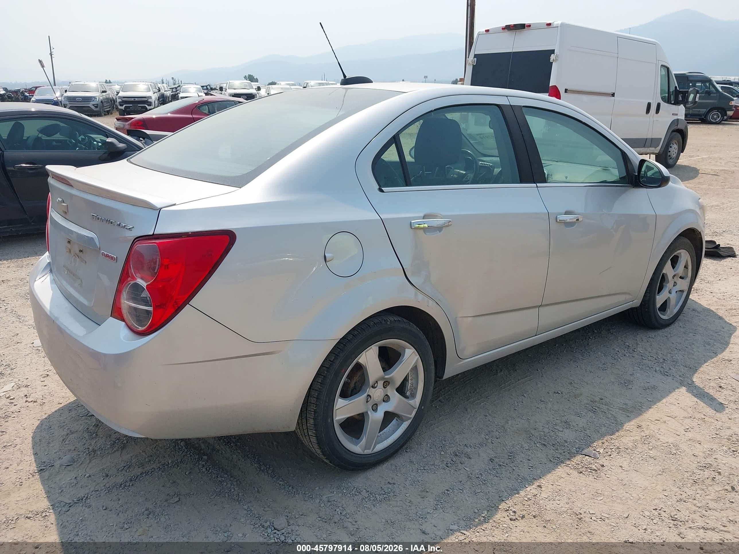 2015 Chevrolet Sonic Ltz Auto Silver vin: 1G1JE5SB4F4125255
