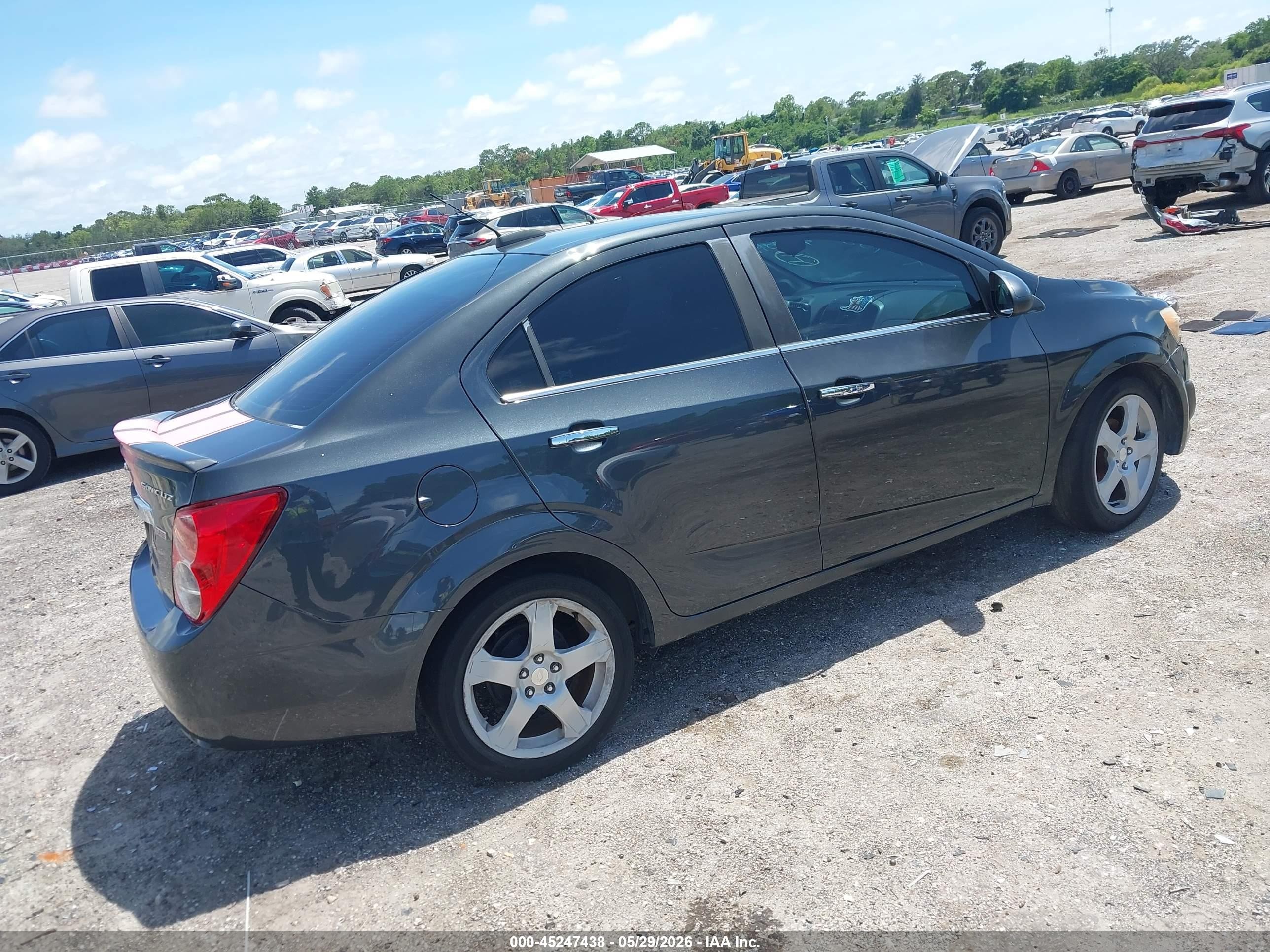 2015 Chevrolet Sonic Ltz Auto Серый vin: 1G1JE5SB7F4101435