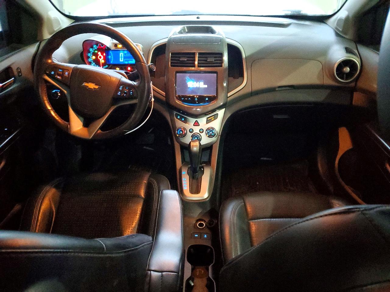 2015 Chevrolet Sonic Ltz Белый vin: 1G1JE5SB7F4204743