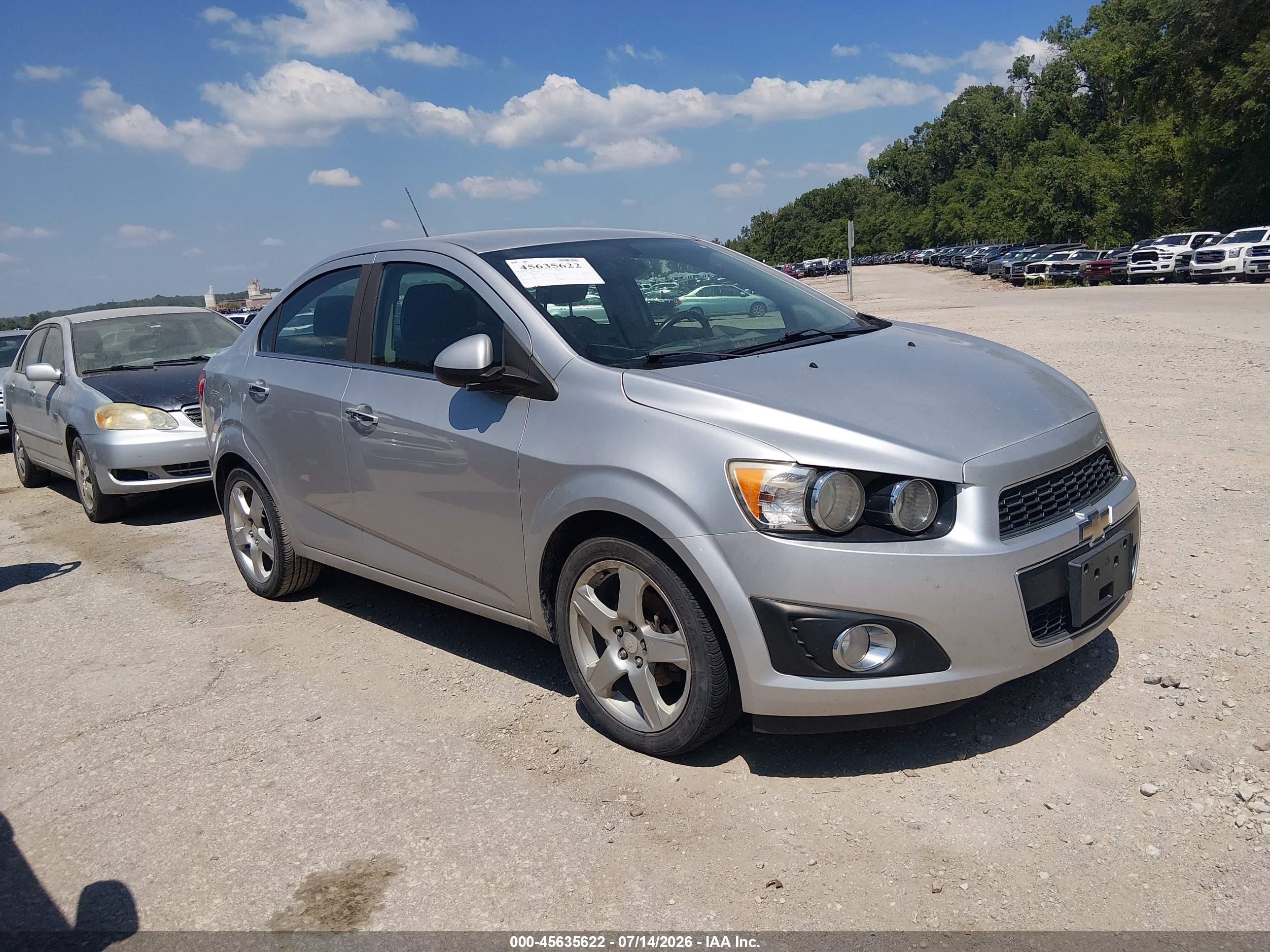 2015 Chevrolet Sonic Ltz Auto Silver vin: 1G1JE5SB8F4208381