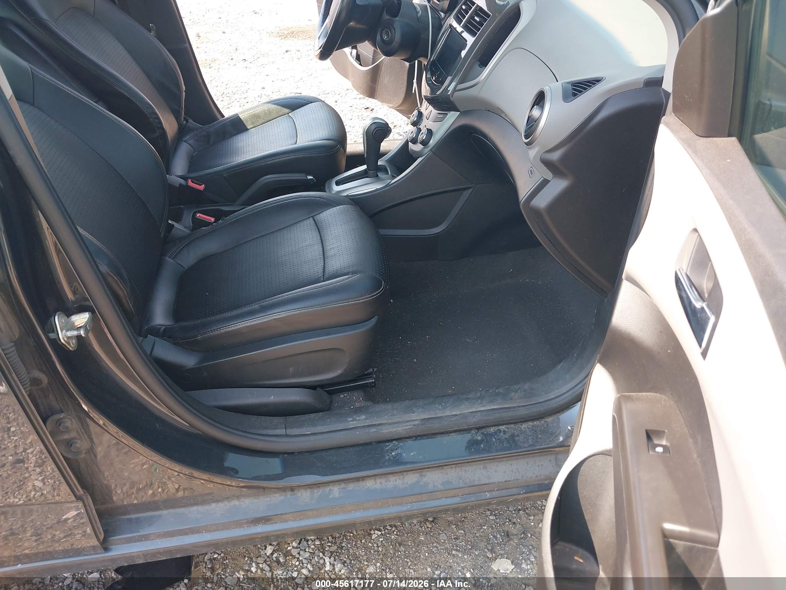 2014 Chevrolet Sonic Ltz Auto Черный vin: 1G1JE5SH1E4115608