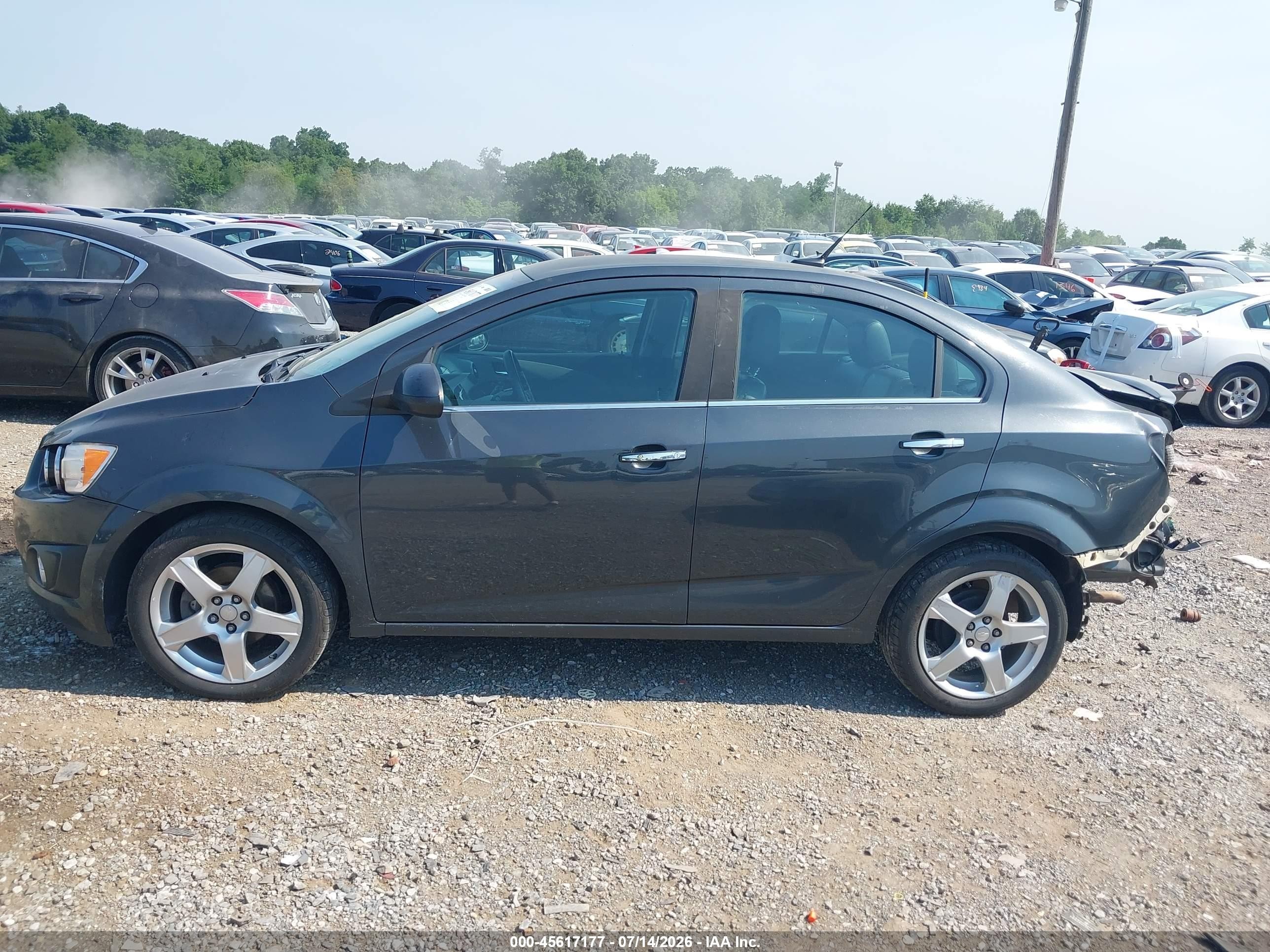 2014 Chevrolet Sonic Ltz Auto Черный vin: 1G1JE5SH1E4115608