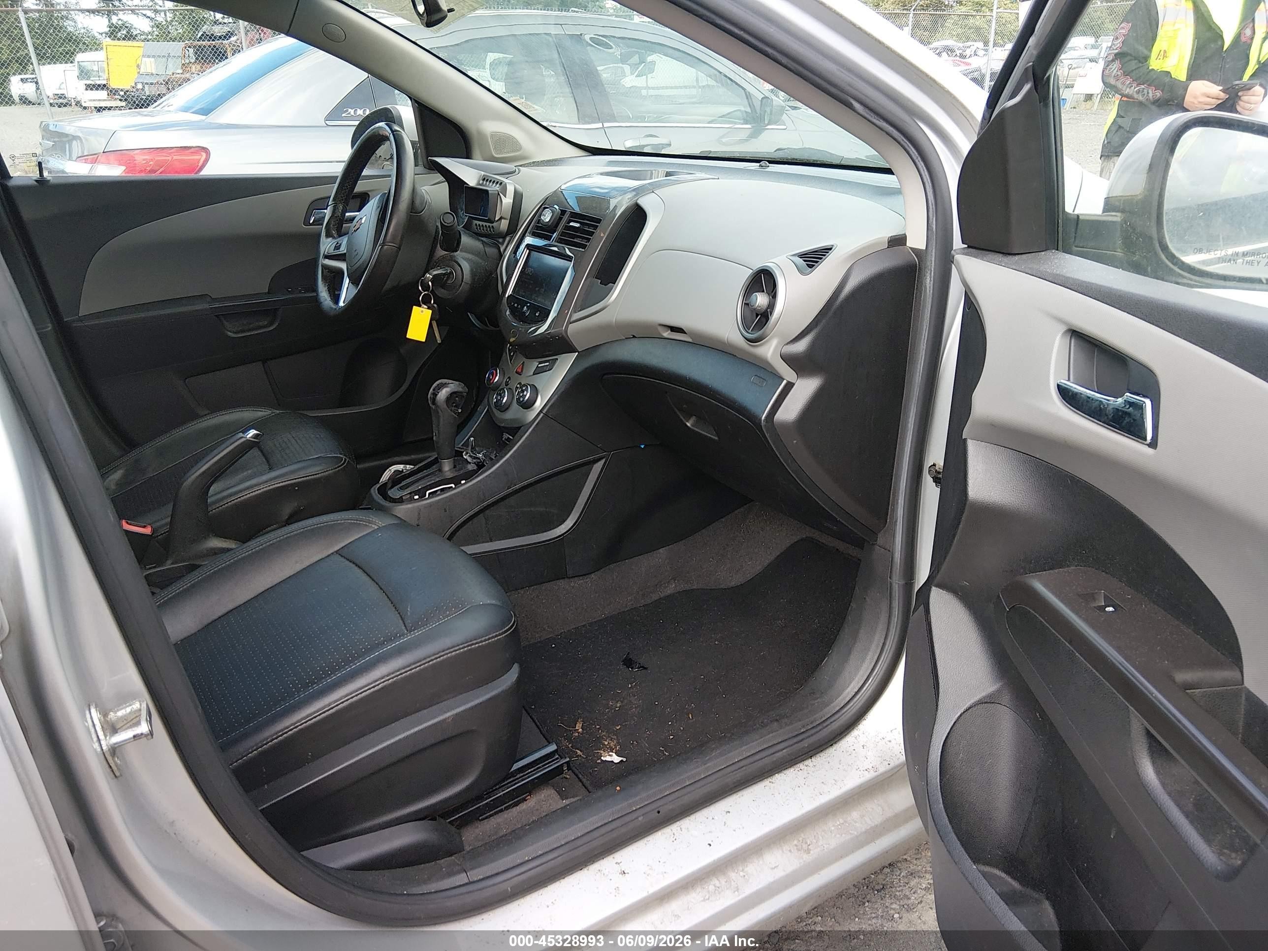 2014 Chevrolet Sonic Ltz Auto Silver vin: 1G1JE5SH3E4118929