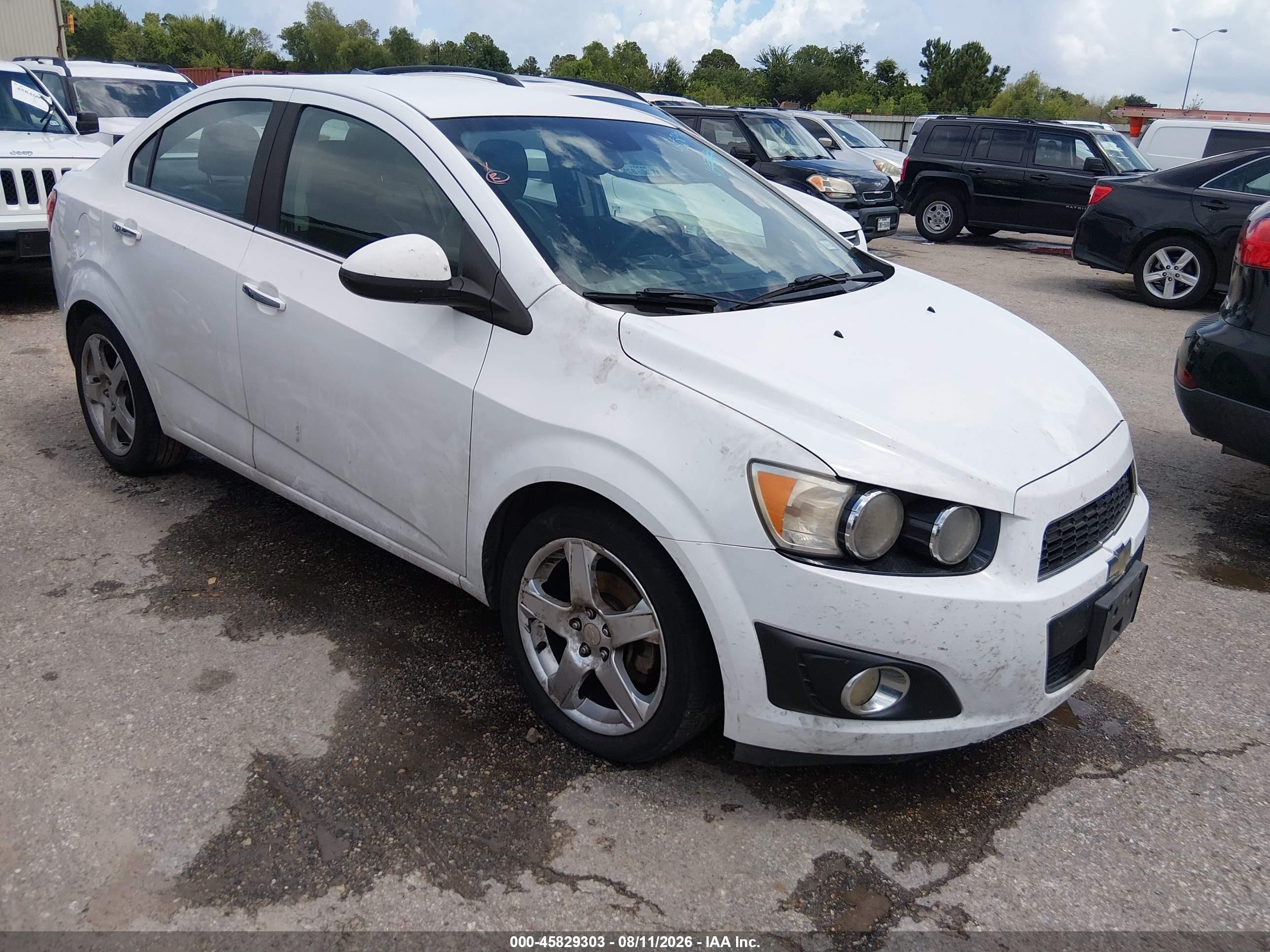 2013 Chevrolet Sonic Ltz Auto White vin: 1G1JE5SH4D4175400