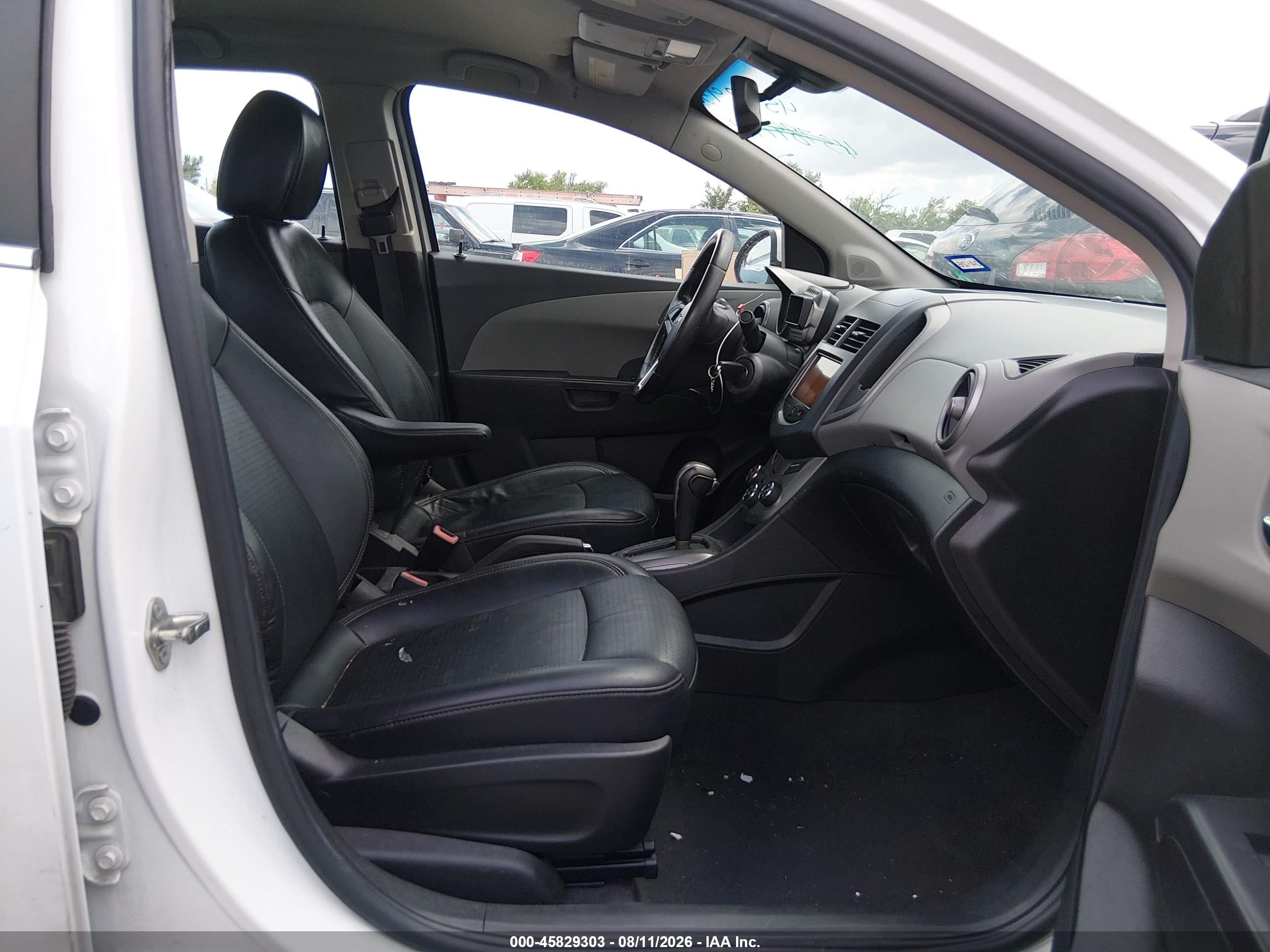 2013 Chevrolet Sonic Ltz Auto White vin: 1G1JE5SH4D4175400