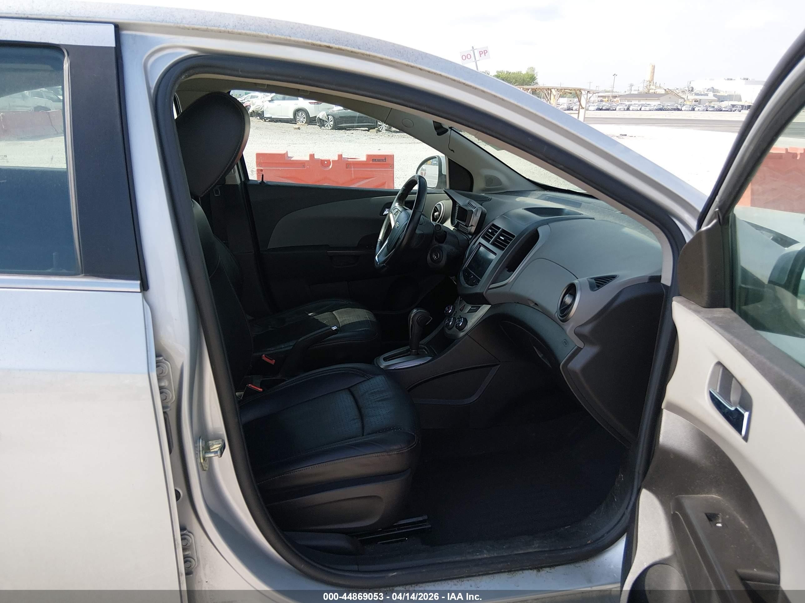 2013 Chevrolet Sonic Ltz Auto Silver vin: 1G1JE5SHXD4195425