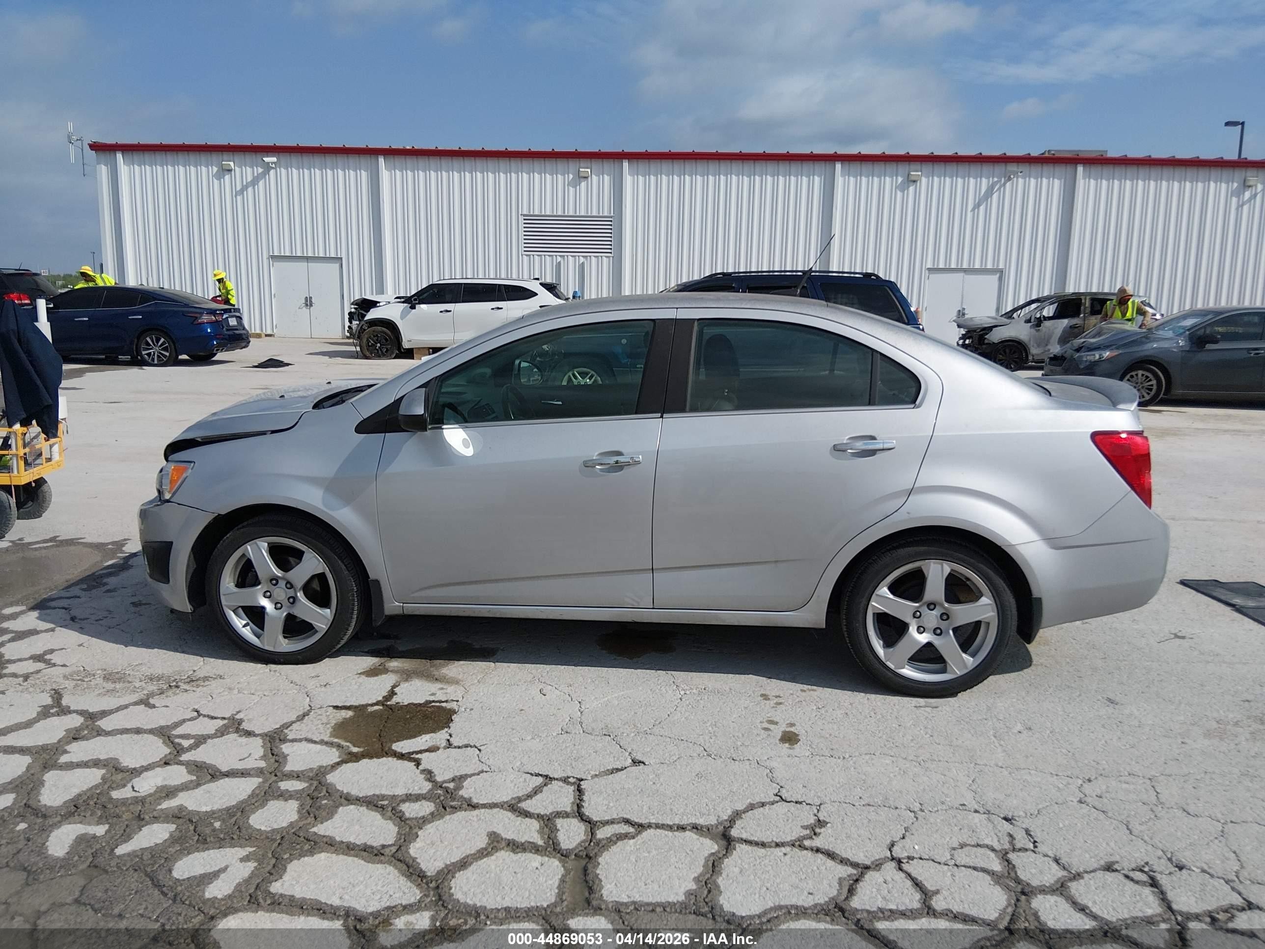 2013 Chevrolet Sonic Ltz Auto Silver vin: 1G1JE5SHXD4195425