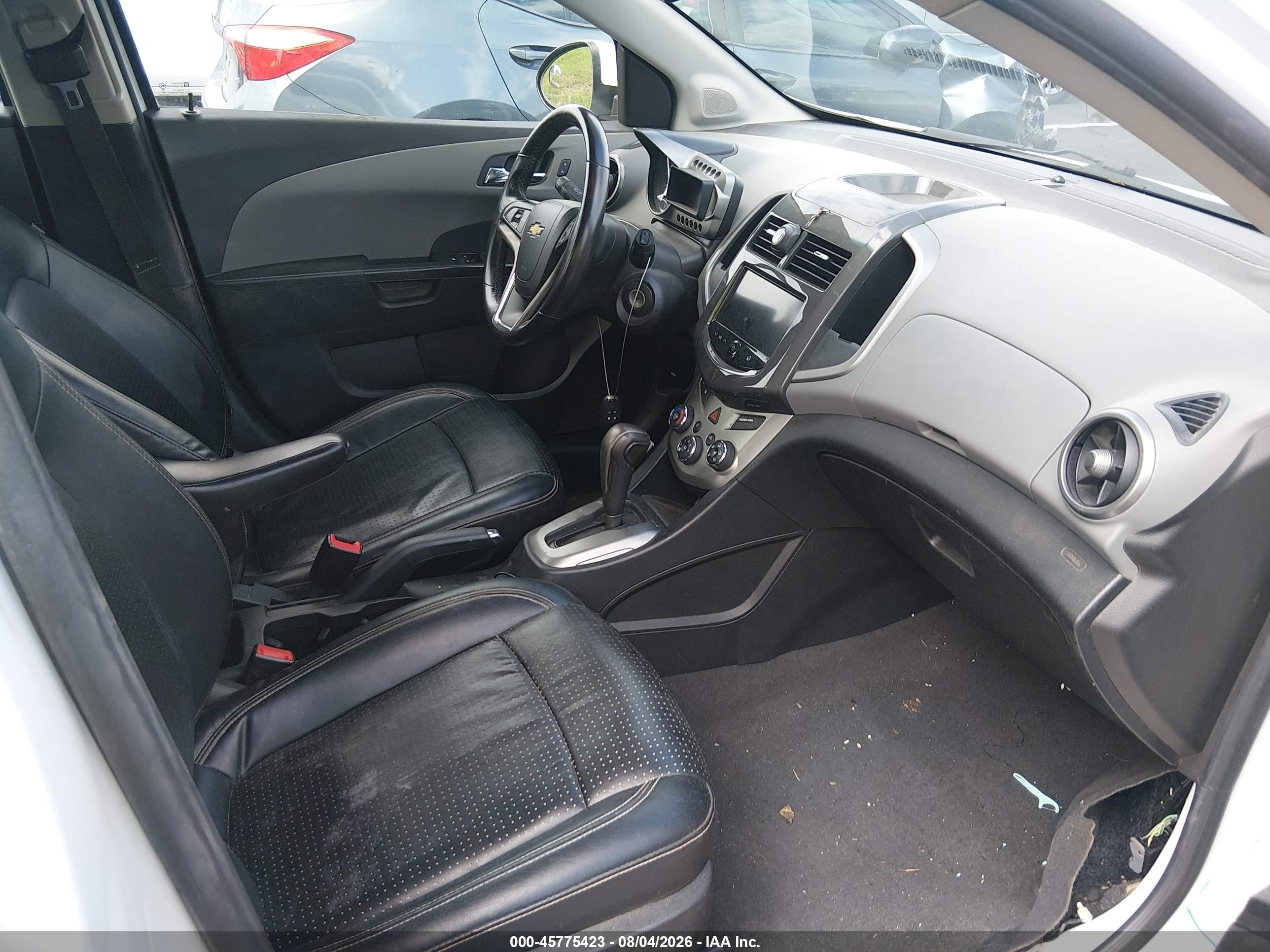 2014 Chevrolet Sonic Ltz Auto Белый vin: 1G1JE6SB0E4134894