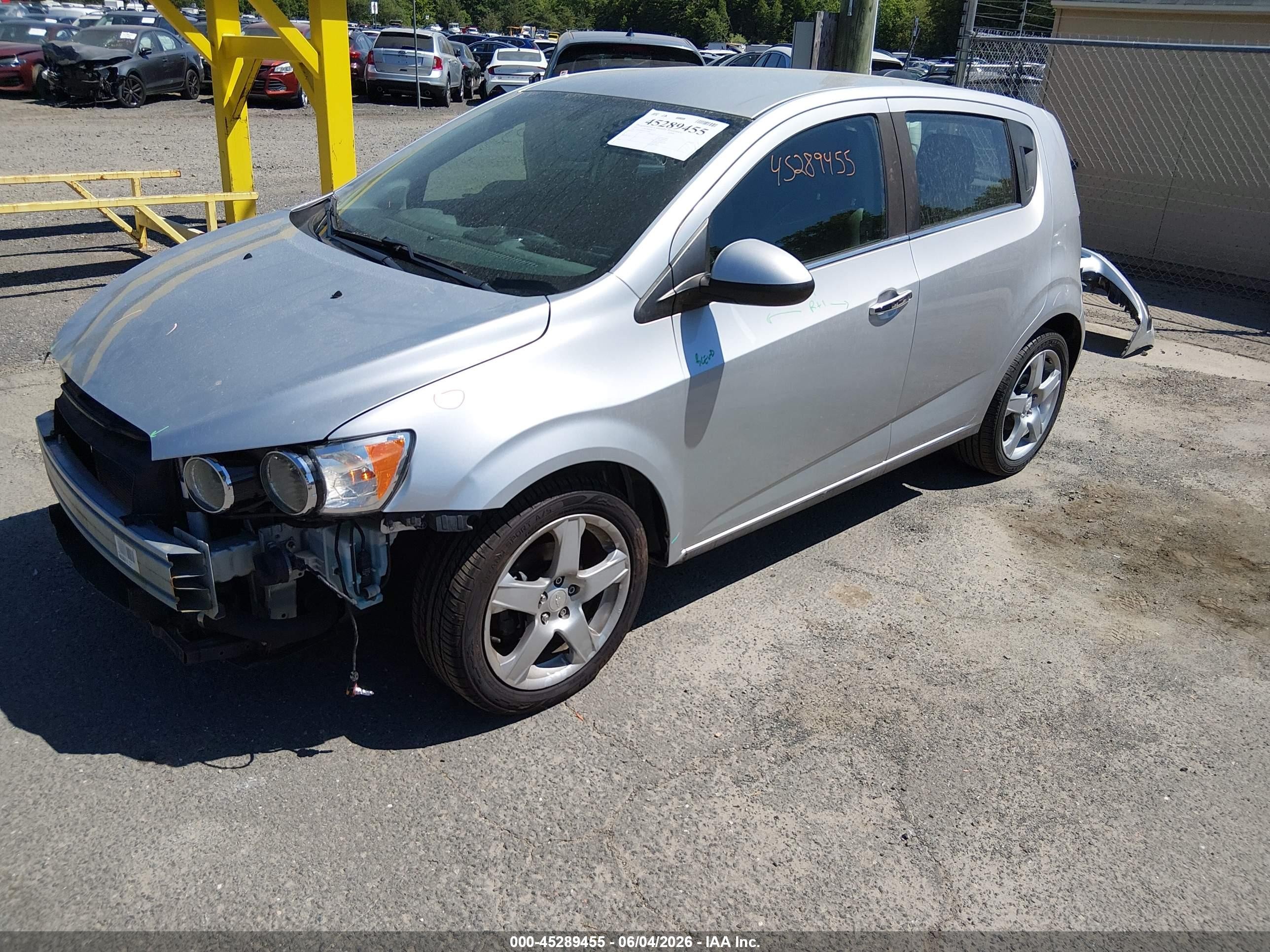 2015 Chevrolet Sonic Ltz Auto Silver vin: 1G1JE6SB0F4125288