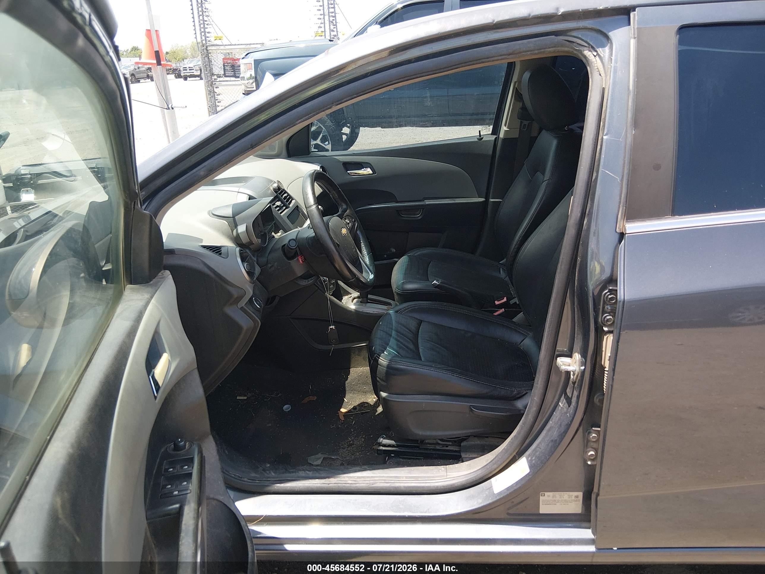 2013 Chevrolet Sonic Ltz Auto Gray vin: 1G1JE6SB2D4137990