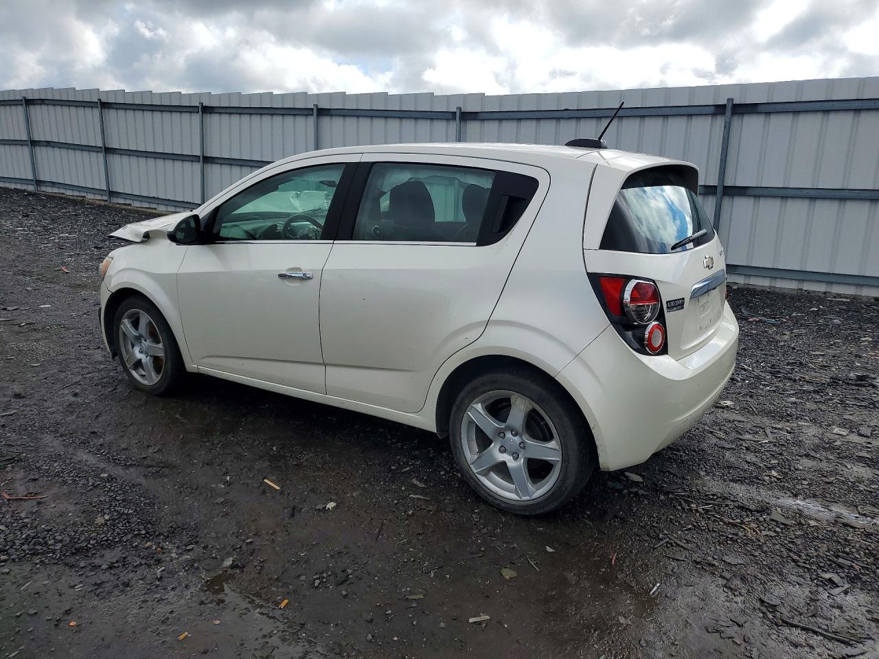 2015 Chevrolet Sonic Ltz White vin: 1G1JE6SB2F4186500