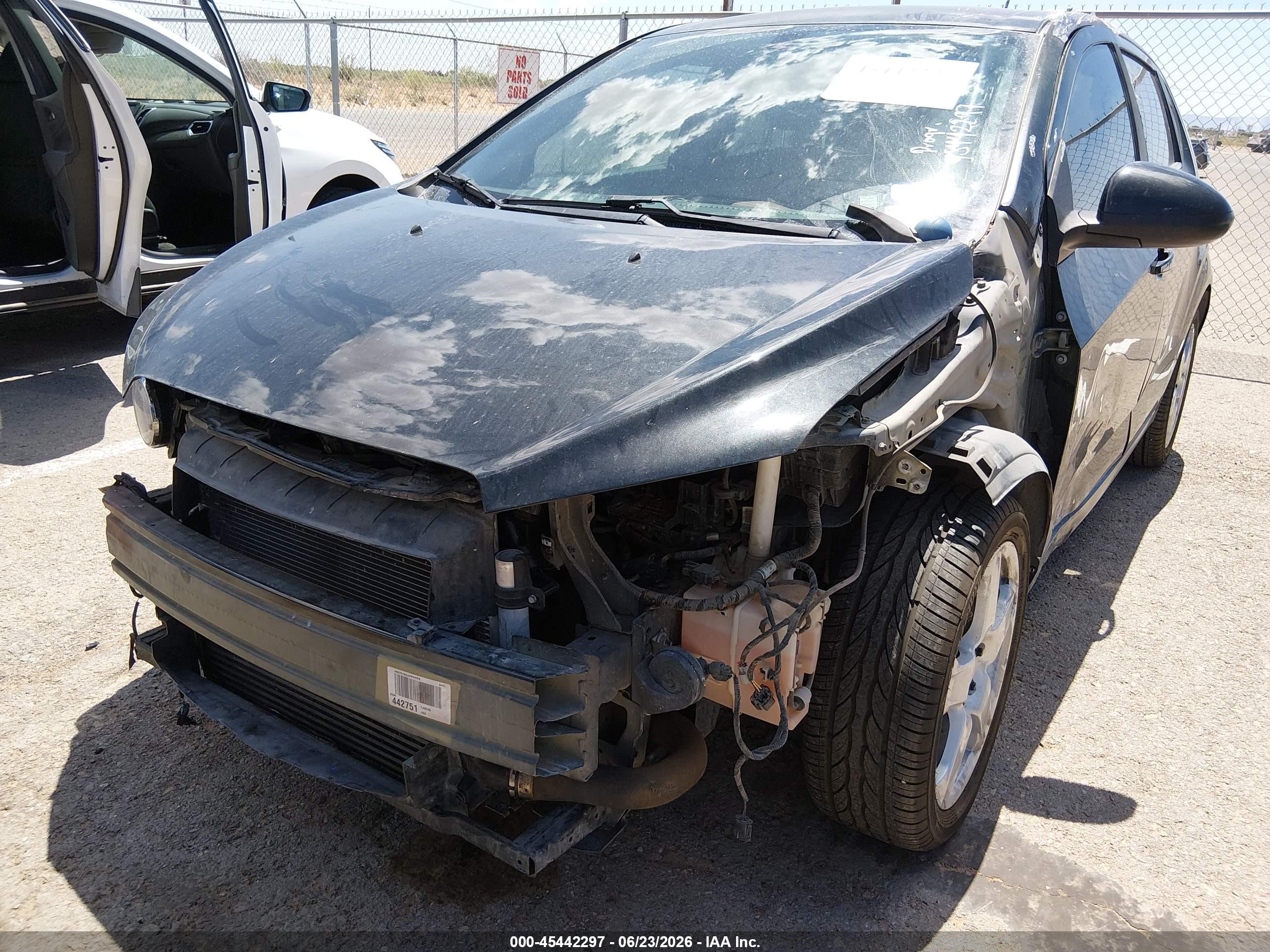 2015 Chevrolet Sonic Ltz Auto Black vin: 1G1JE6SB4F4104444