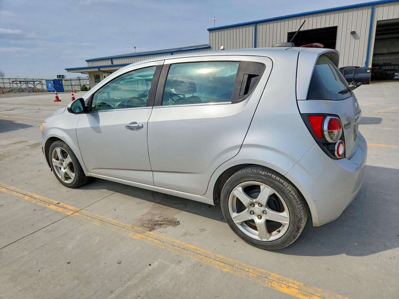 2015 Chevrolet Sonic Ltz Silver vin: 1G1JE6SB5F4128915