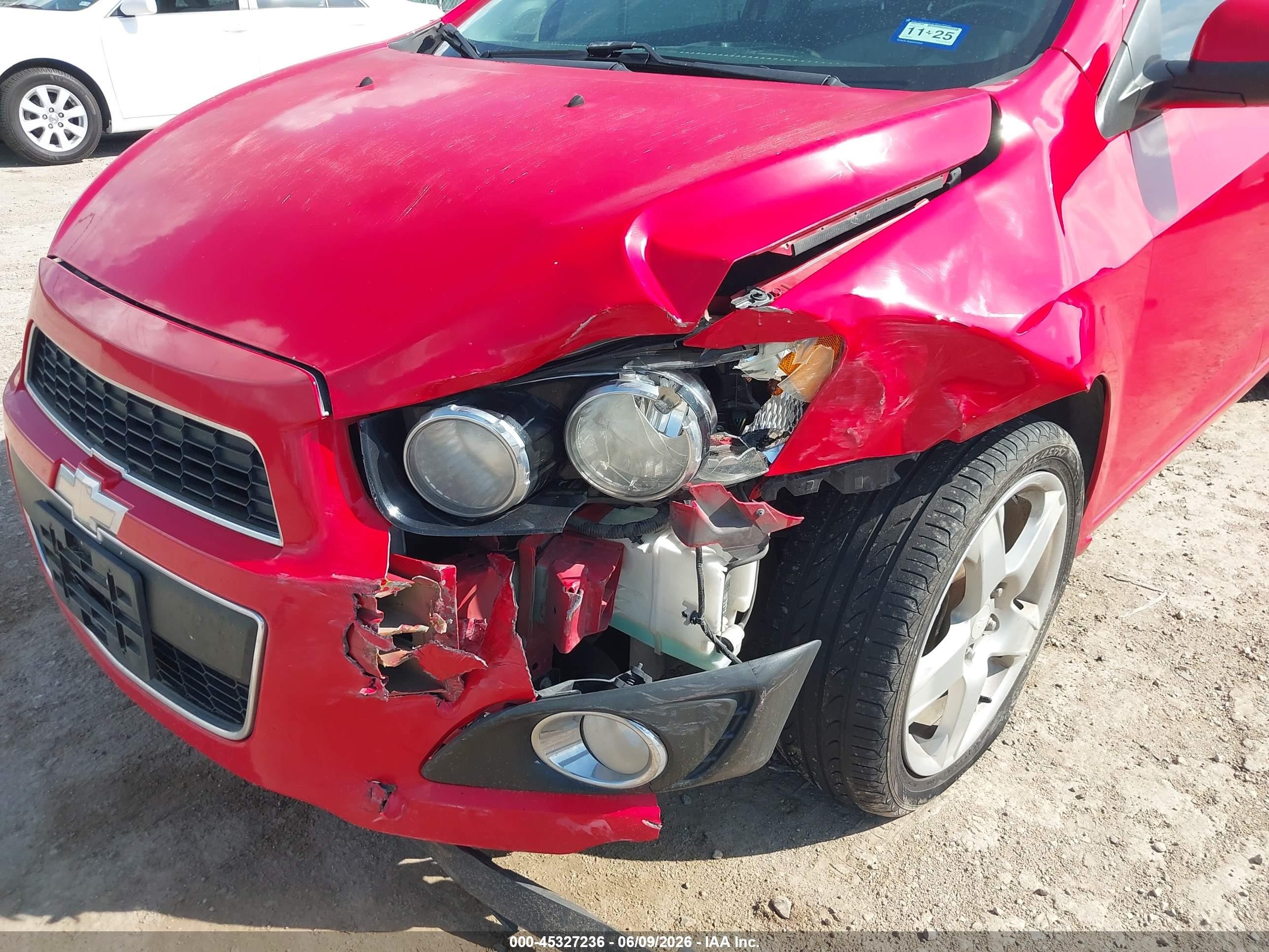 2015 Chevrolet Sonic Ltz Auto Красный vin: 1G1JE6SB6F4187410