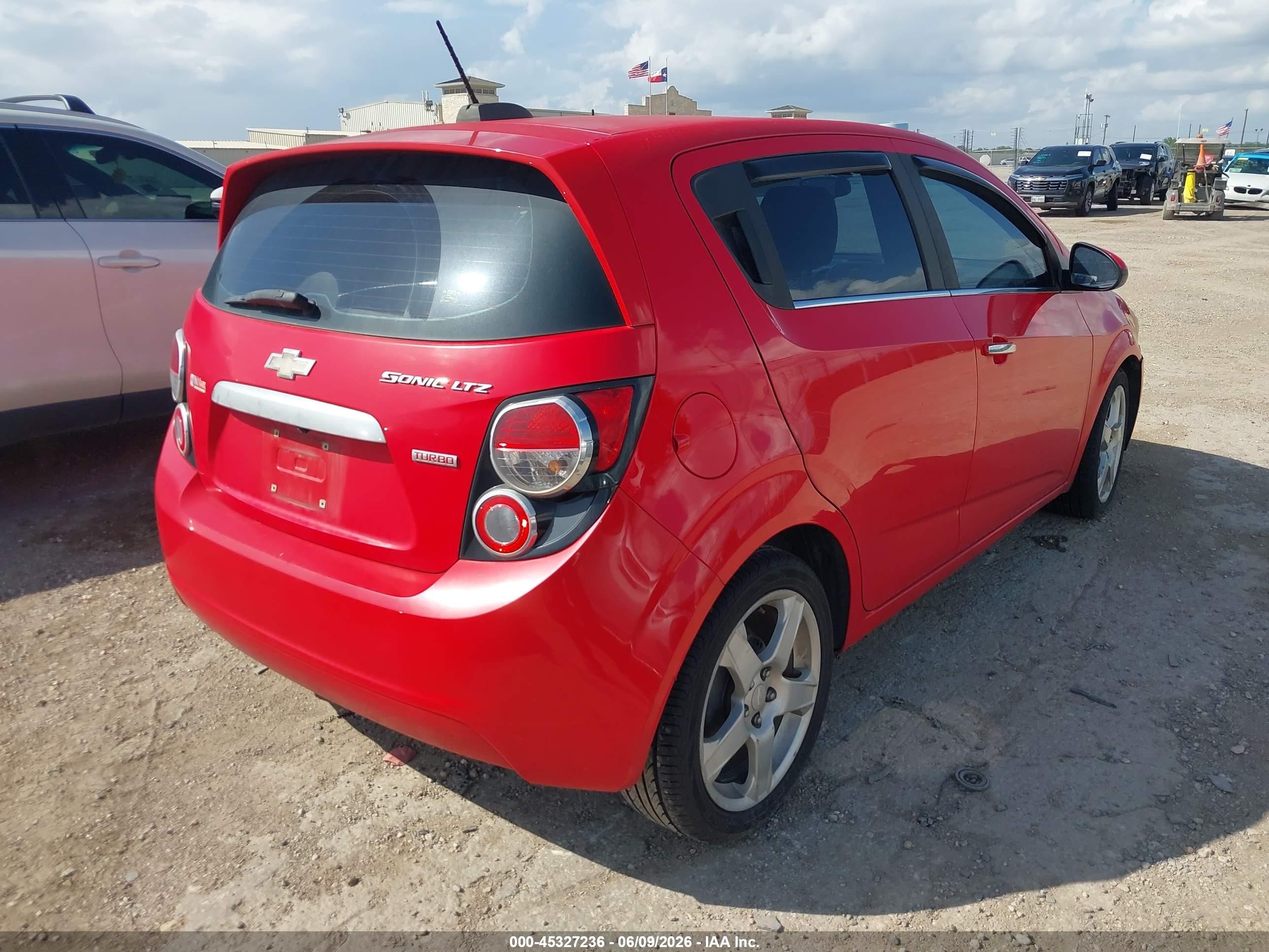 2015 Chevrolet Sonic Ltz Auto Красный vin: 1G1JE6SB6F4187410