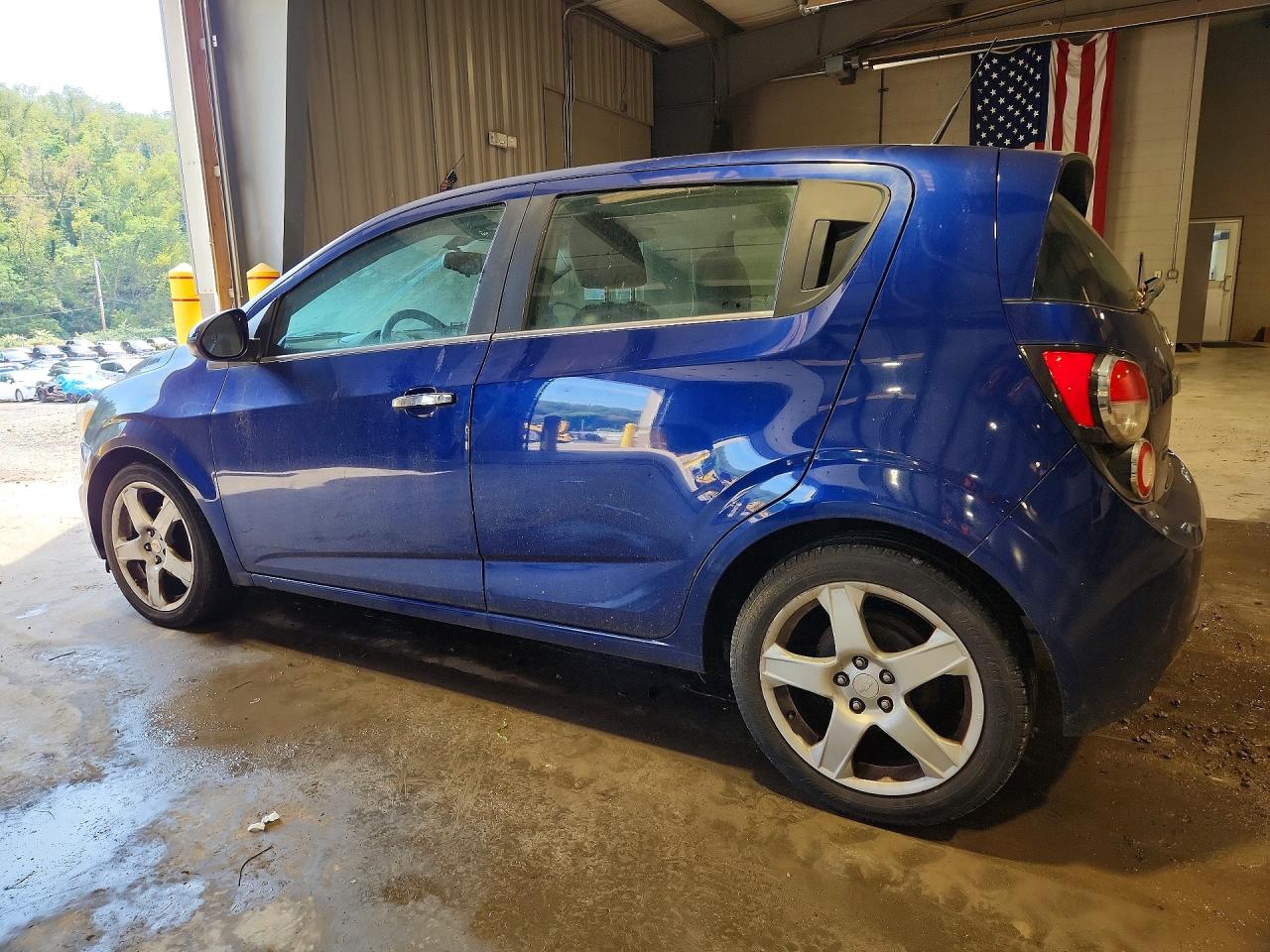 2014 Chevrolet Sonic Ltz Blue vin: 1G1JE6SB7E4184627
