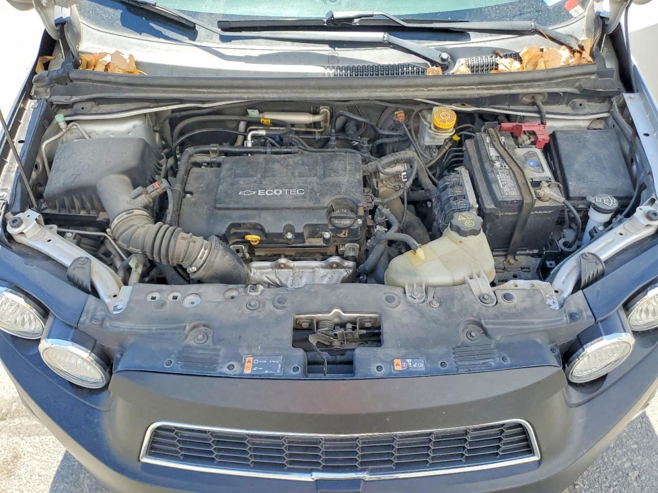 2015 Chevrolet Sonic Ltz Silver vin: 1G1JE6SB8F4100087