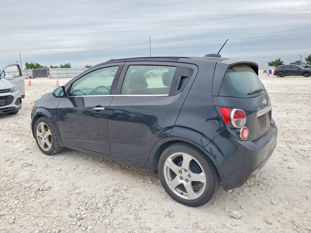 2015 Chevrolet Sonic Ltz Черный vin: 1G1JE6SB8F4122333