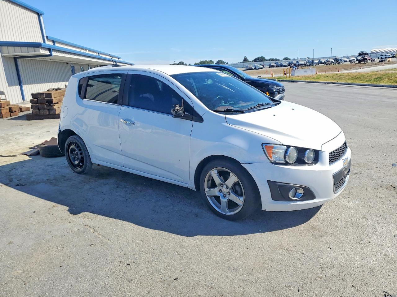 2015 Chevrolet Sonic Ltz Белый vin: 1G1JE6SBXF4120762