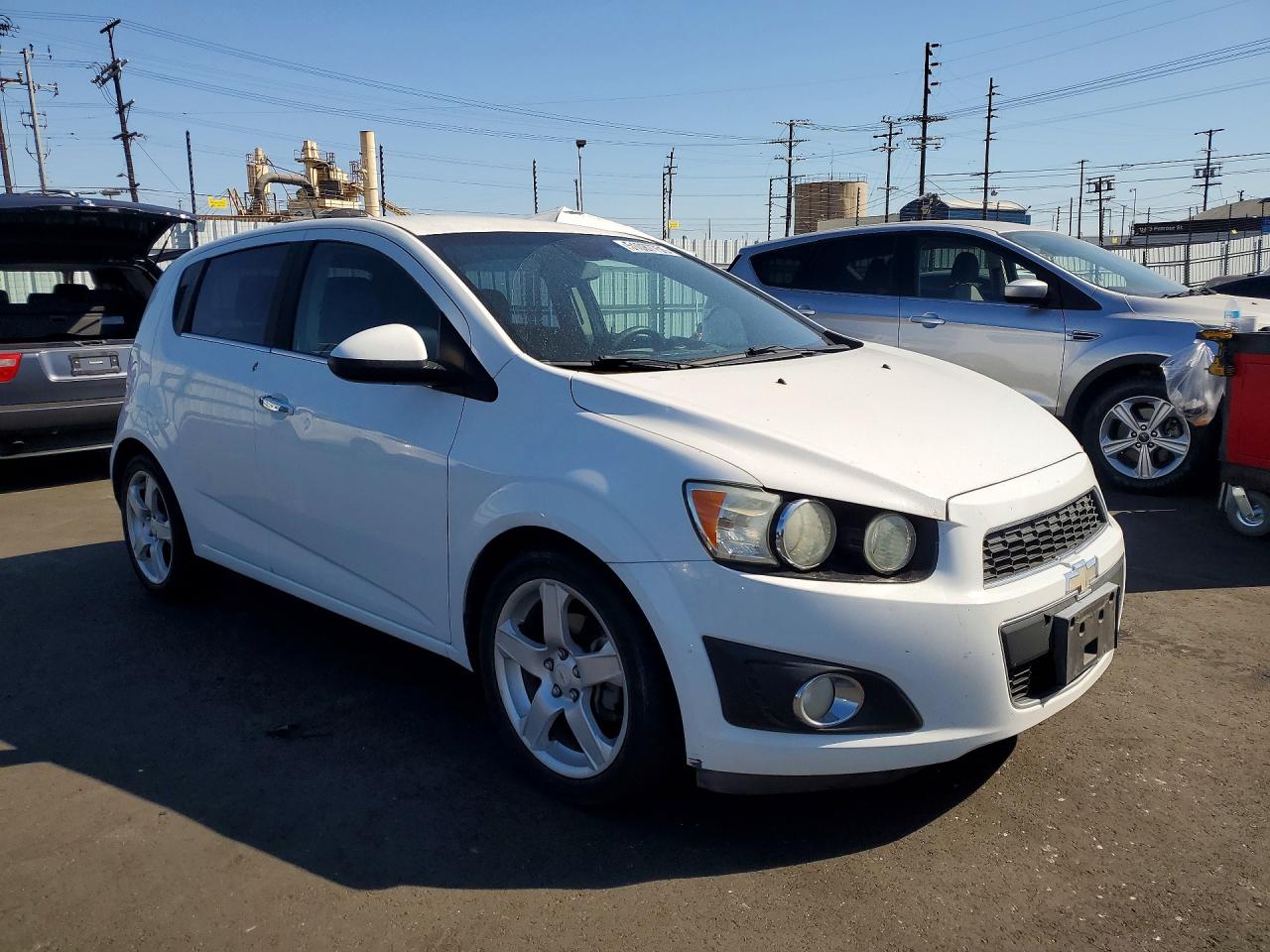 2012 Chevrolet Sonic Ltz White vin: 1G1JE6SH6C4103277