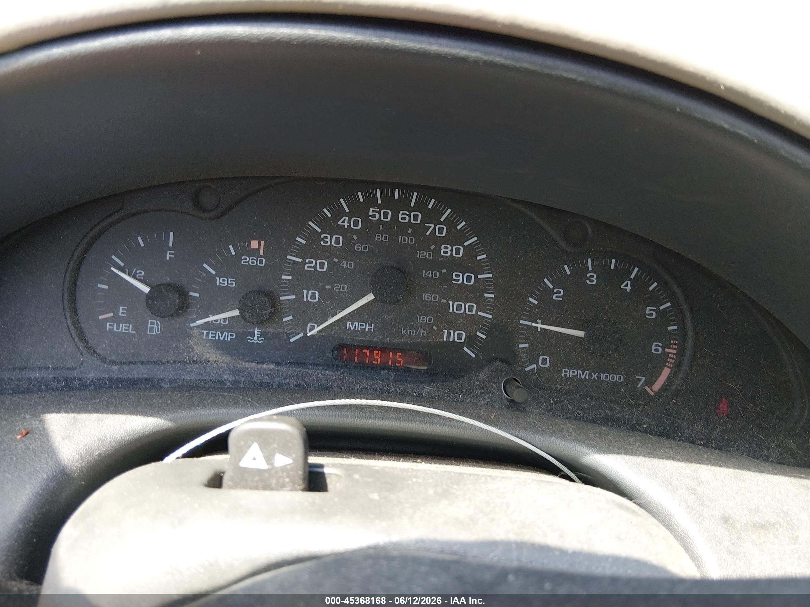 2000 Chevrolet Cavalier Ls Red vin: 1G1JF5241Y7162845