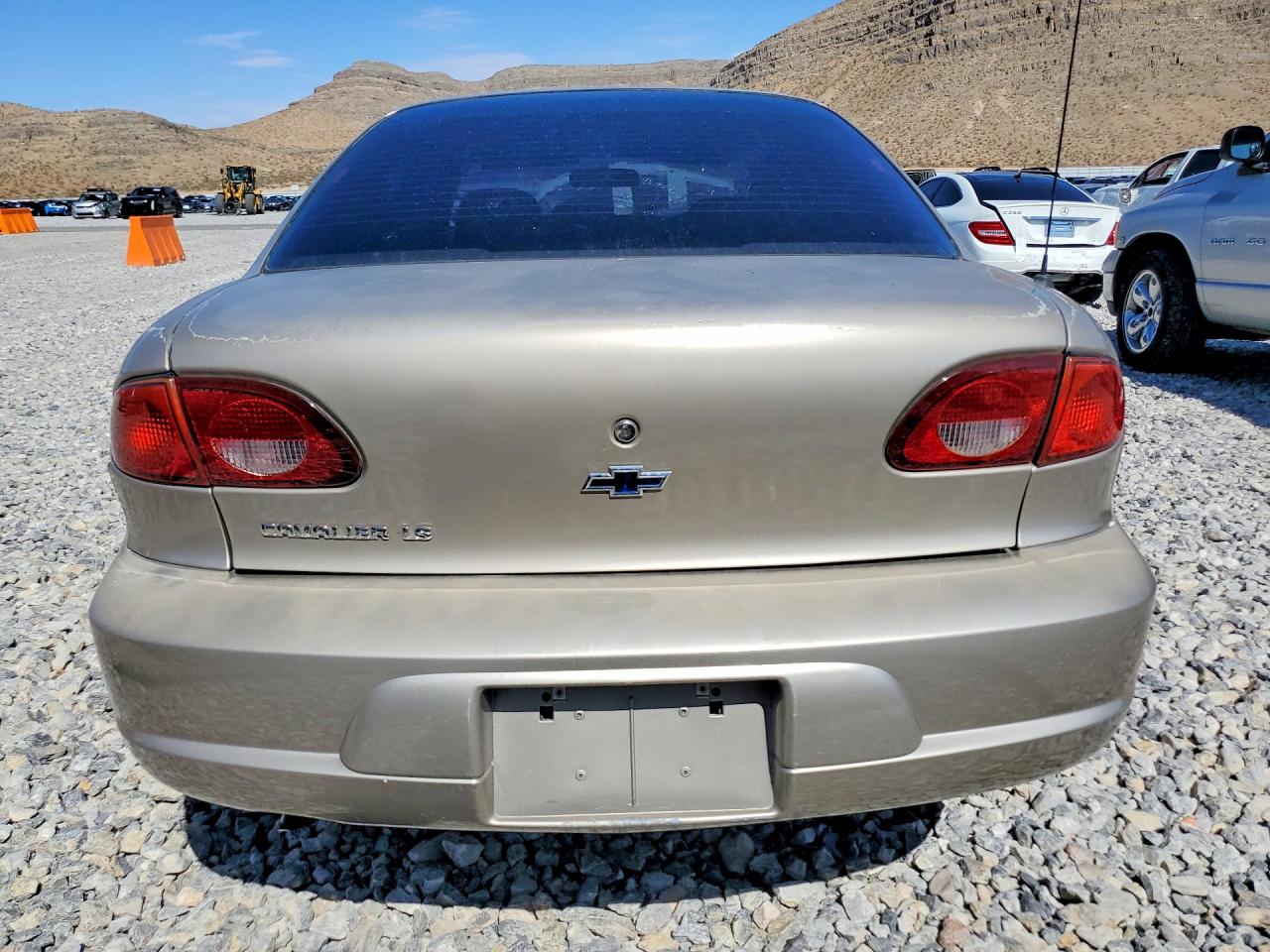 2002 Chev Cavalier Silver vin: 1G1JF524527231155