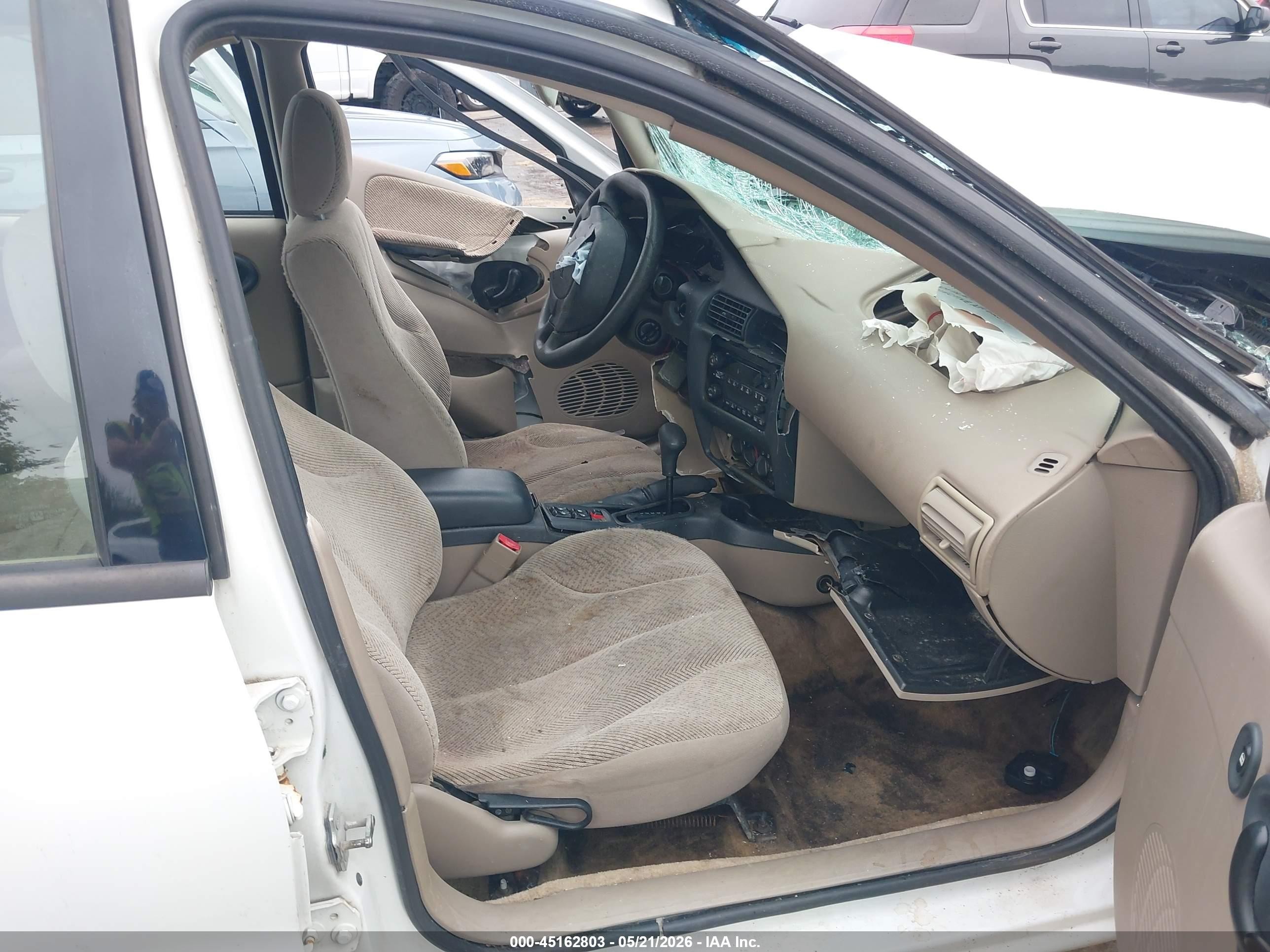 2004 Chevrolet Cavalier Ls Белый vin: 1G1JF52F147300685