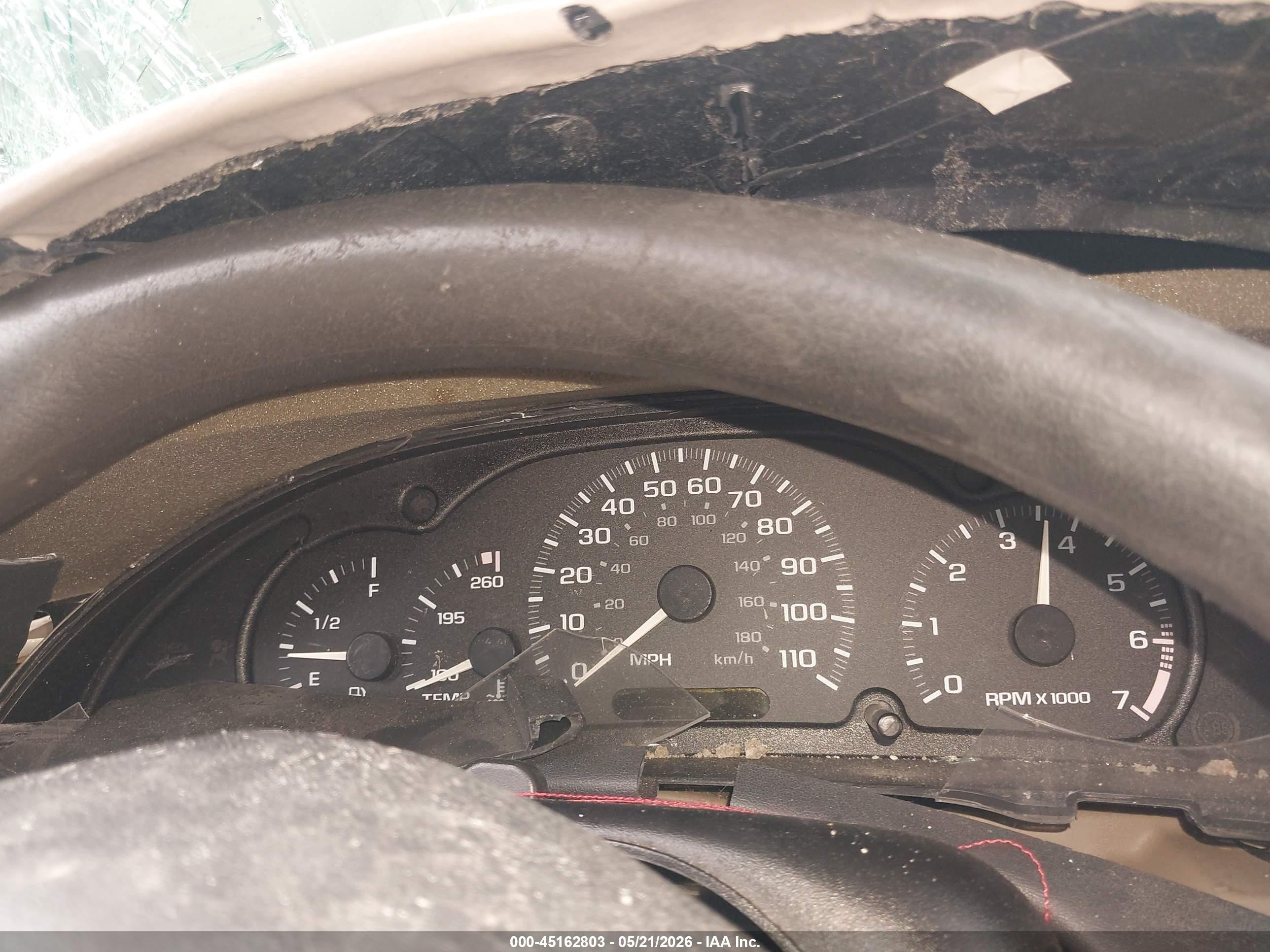 2004 Chevrolet Cavalier Ls Белый vin: 1G1JF52F147300685