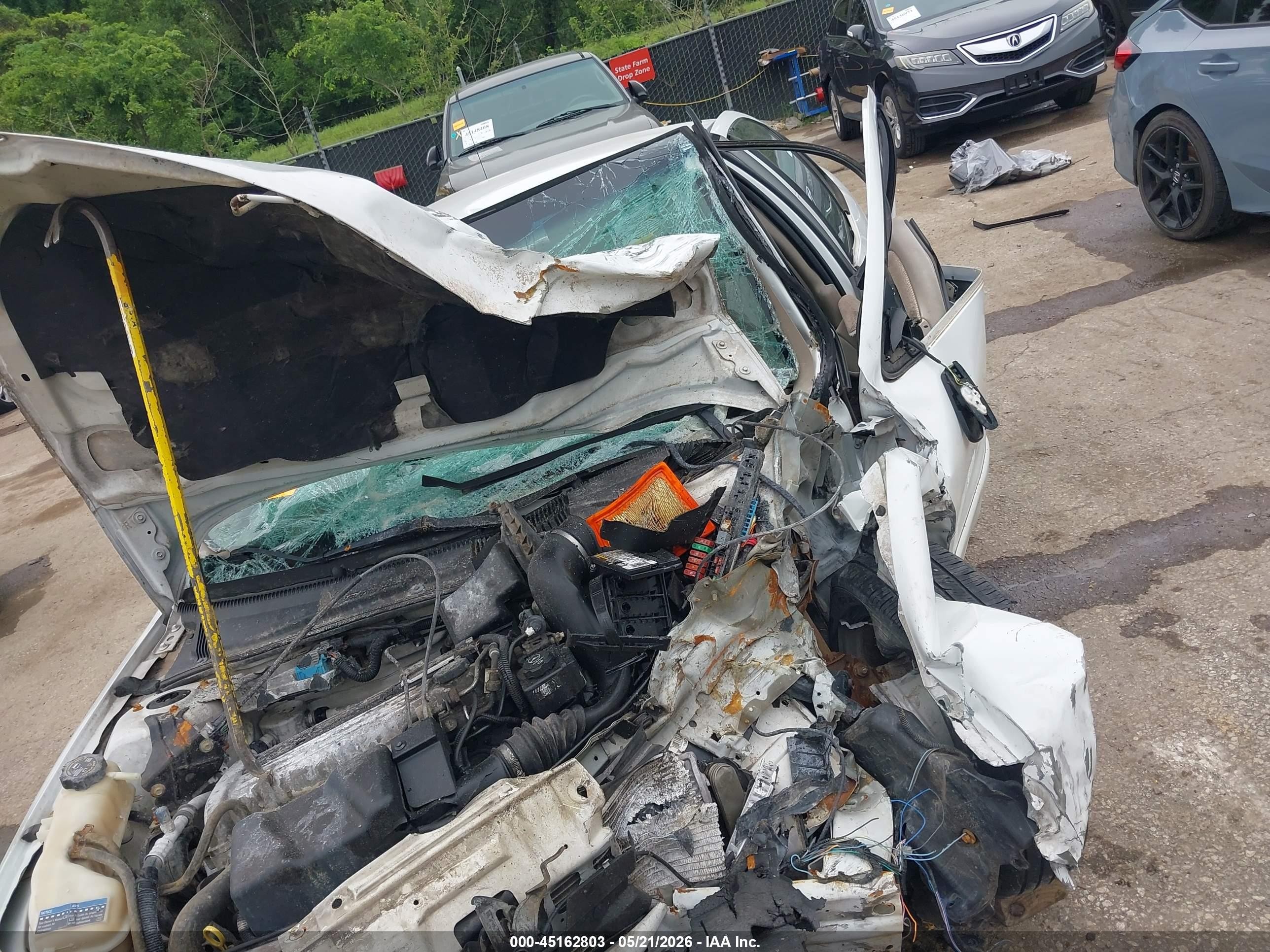 2004 Chevrolet Cavalier Ls Белый vin: 1G1JF52F147300685