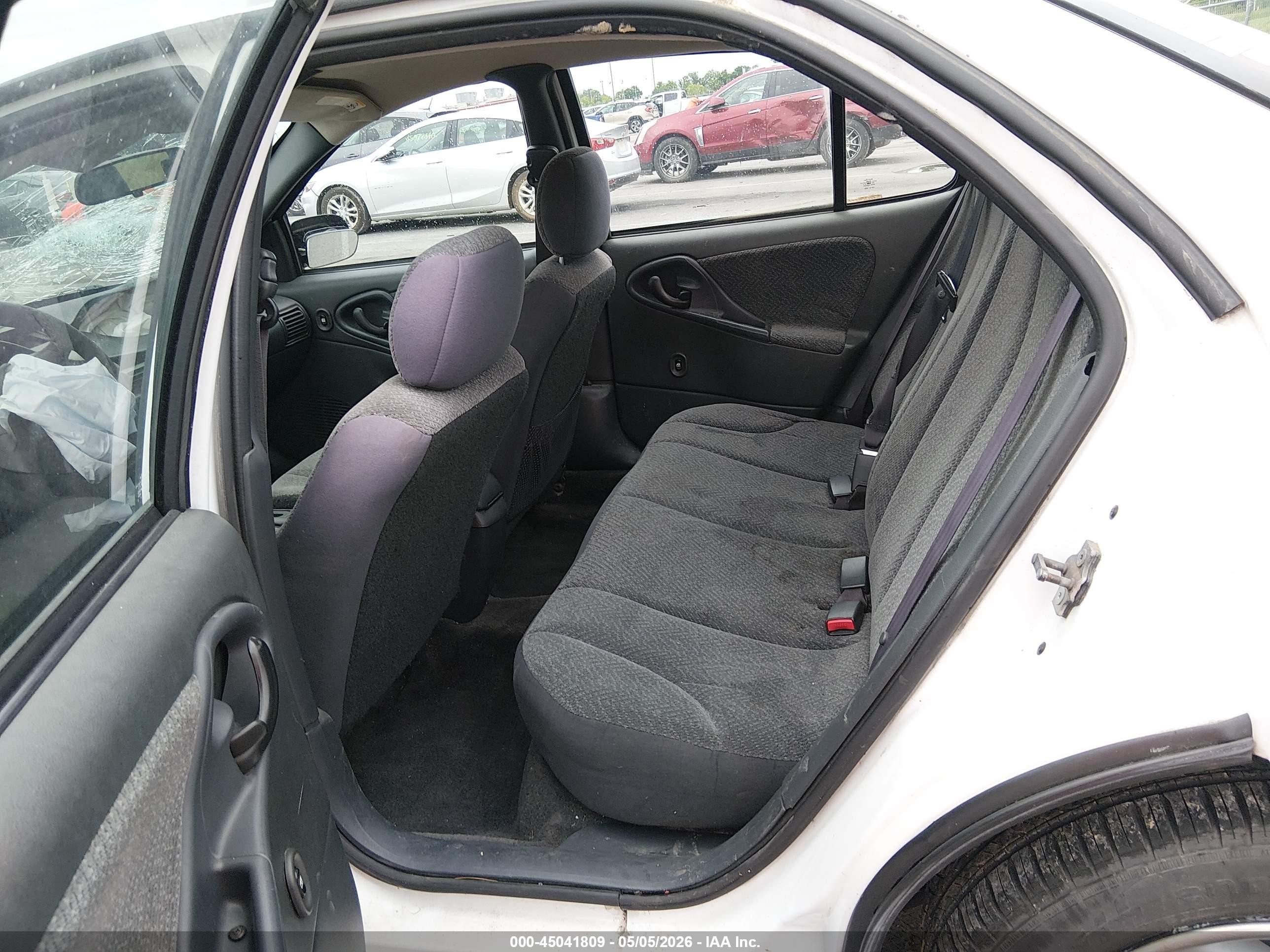 2004 Chevrolet Cavalier Ls White vin: 1G1JF52F747280961